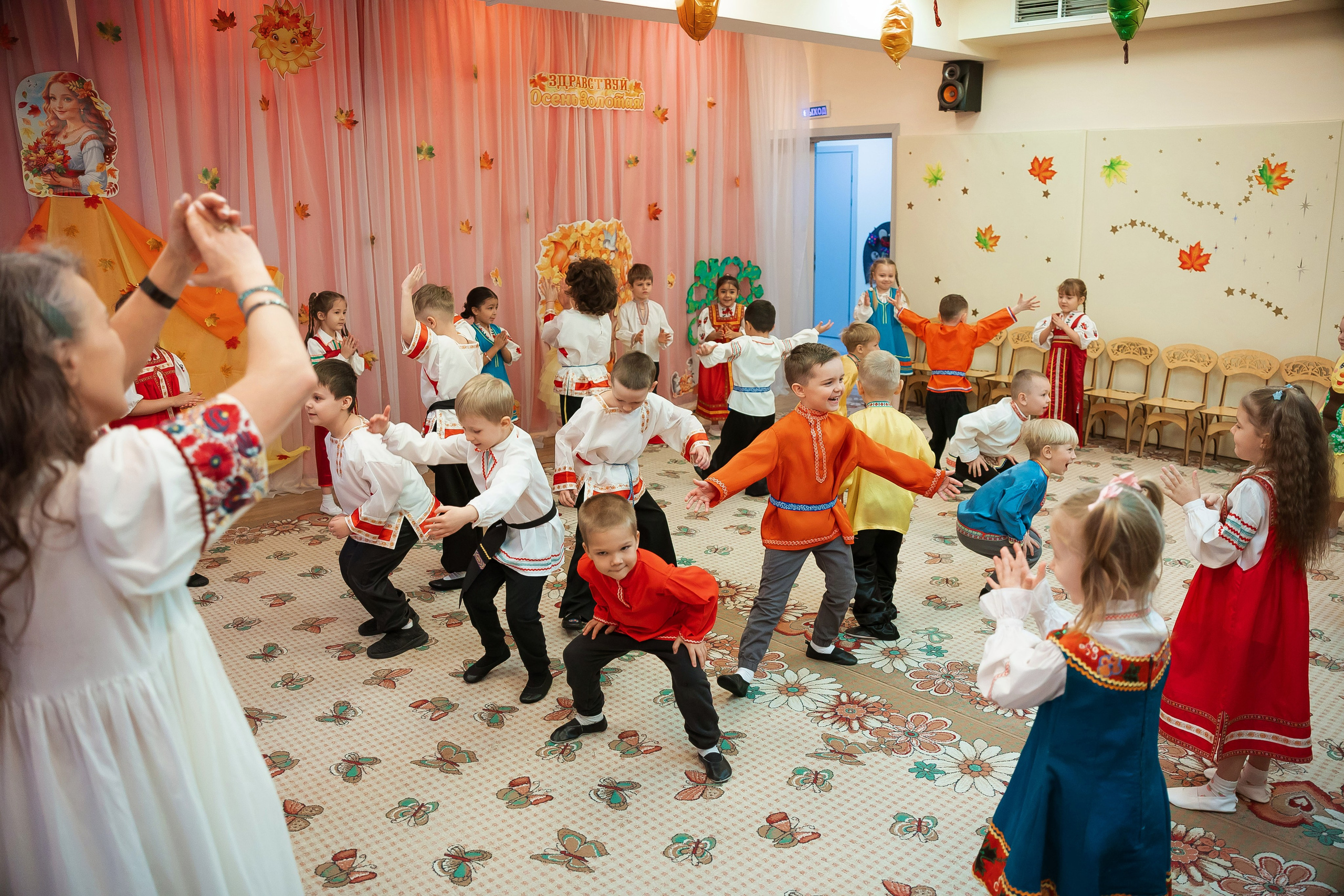Осенний утренник. Семейный и детский фотограф в Москве Александра Мак