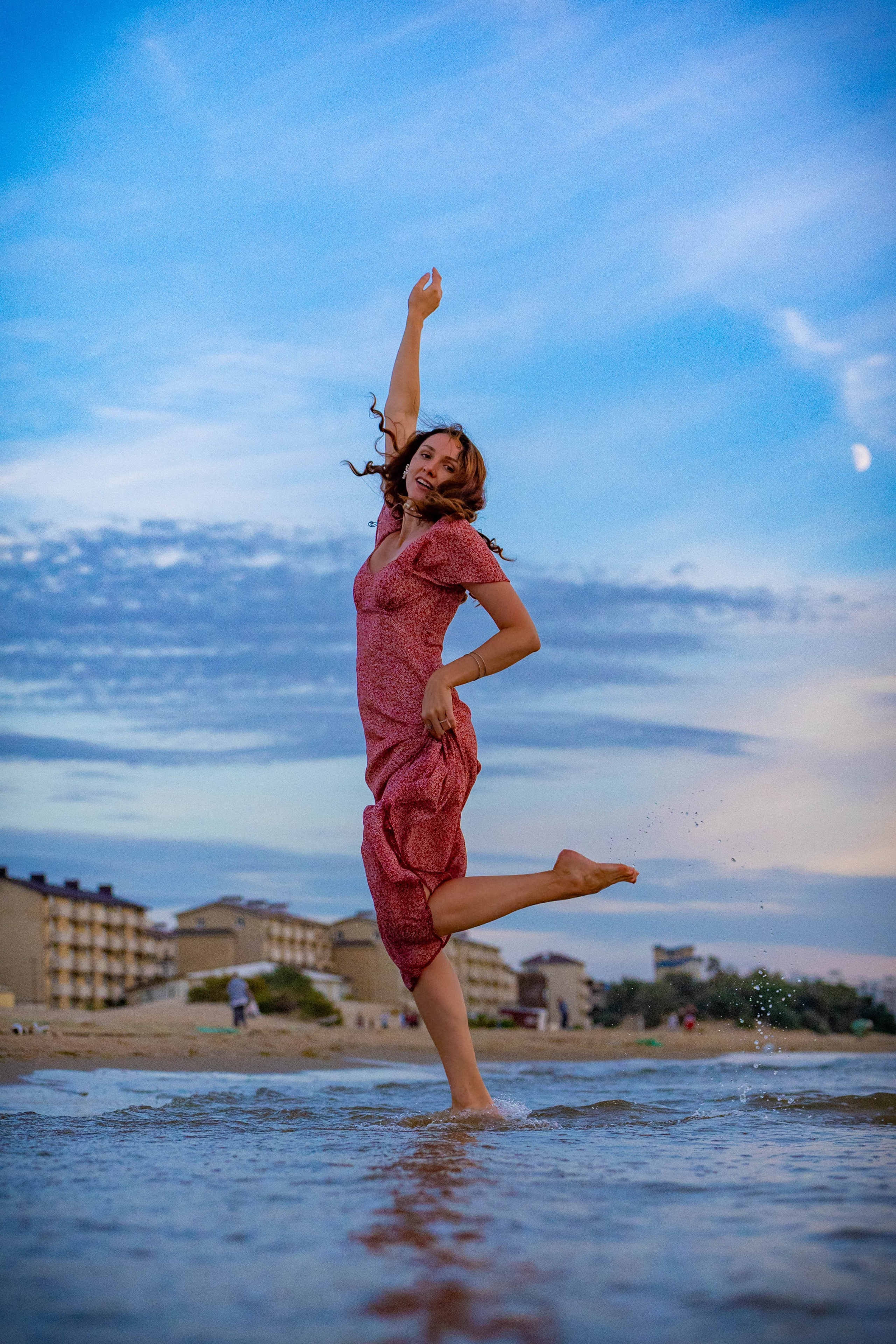 Фотоссесия в Анапе на пляже в октябре. Семейный и детский фотограф Екатерина Черняева. Снимаю портреты, love story, фотопрогулки, работаю на улице, в кафе, студии, дома у клиента