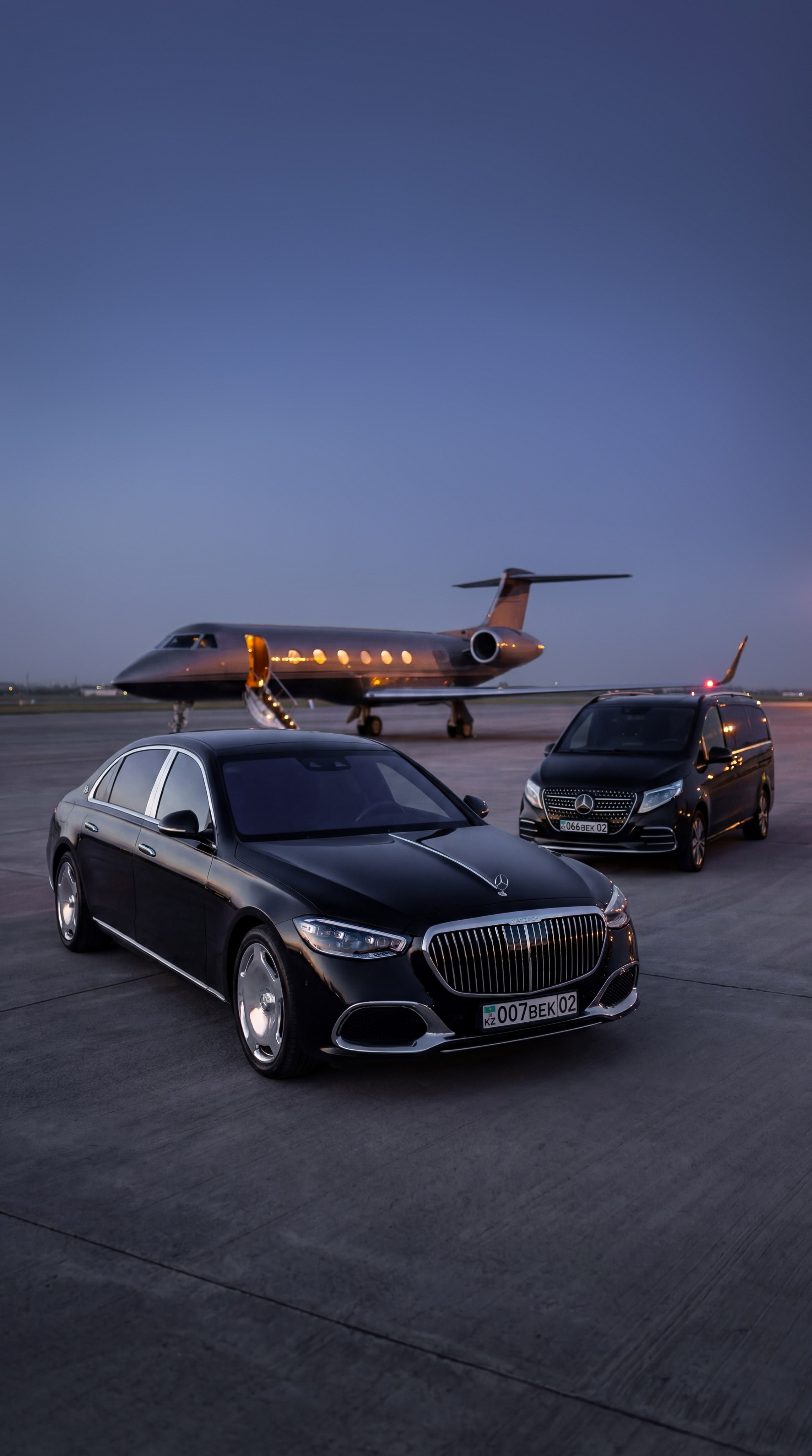 Mercedes-Benz S 580 Maybach x V-Class. Чен Станислав | Автомобильный фотограф | Алматы, Казахстан