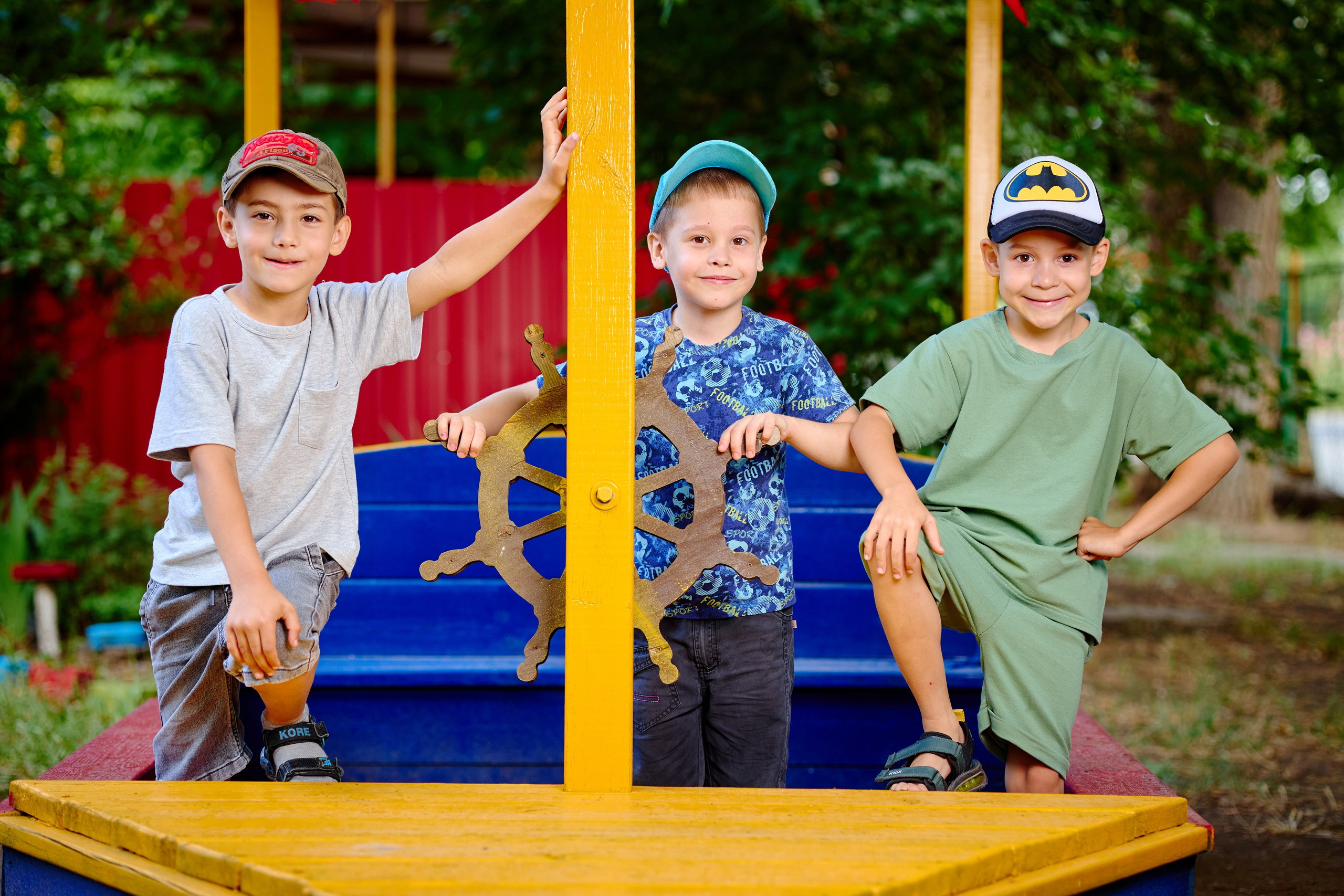Пример летней съемки в детском саду № 92 Старшая группа Радуга. Фотограф Выпускные альбомы Таганрог Сергей Коробченко