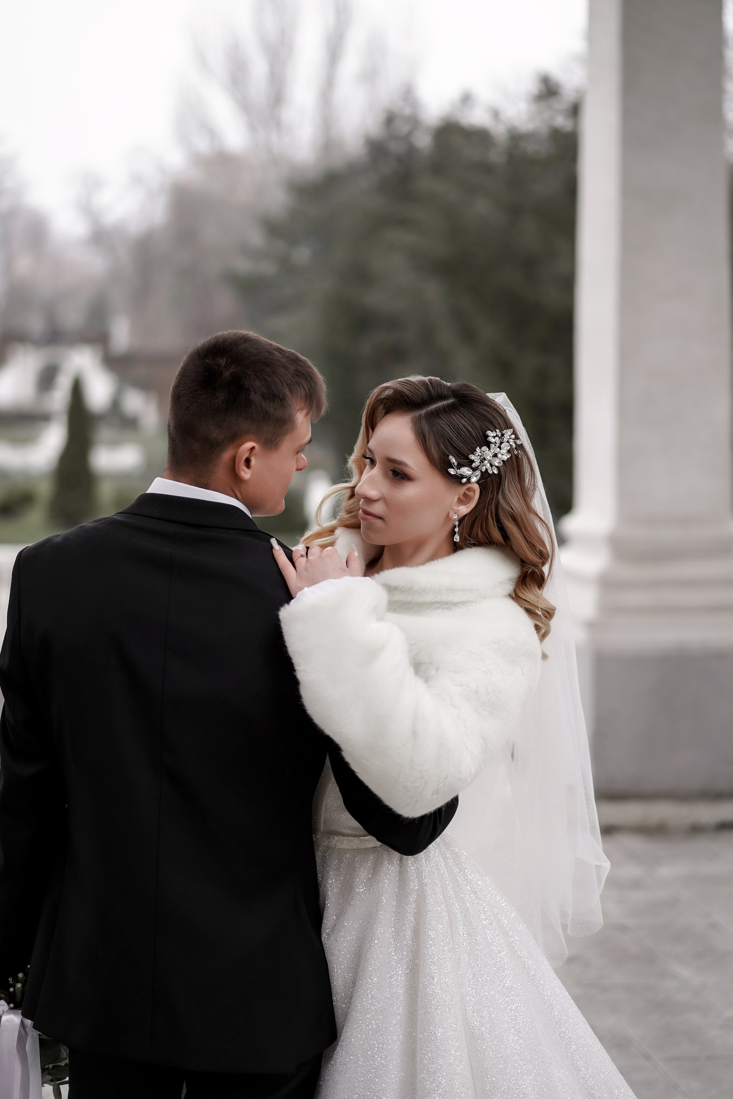 Свадебная фотосессия Сергея и Кристины в парке Максима Горького в Ростове-на-Дону. Свадебный фотограф в Ростове-на-Дону. Таинство Крещения и Венчания, семейные фотосессии. Алёна Чёботова