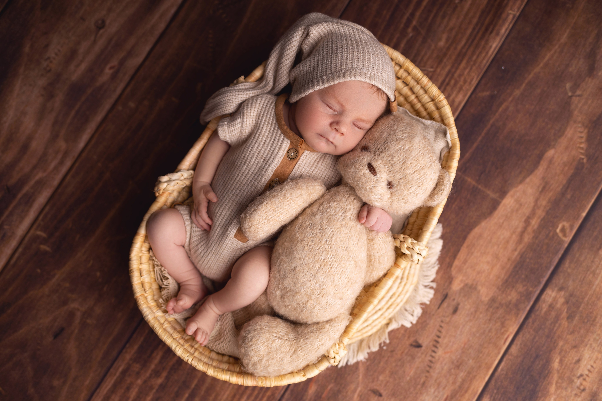 Классическая фотосессия малыша. Фотограф новорожденных малышей в Омске и Омской области Эльвира Камаева