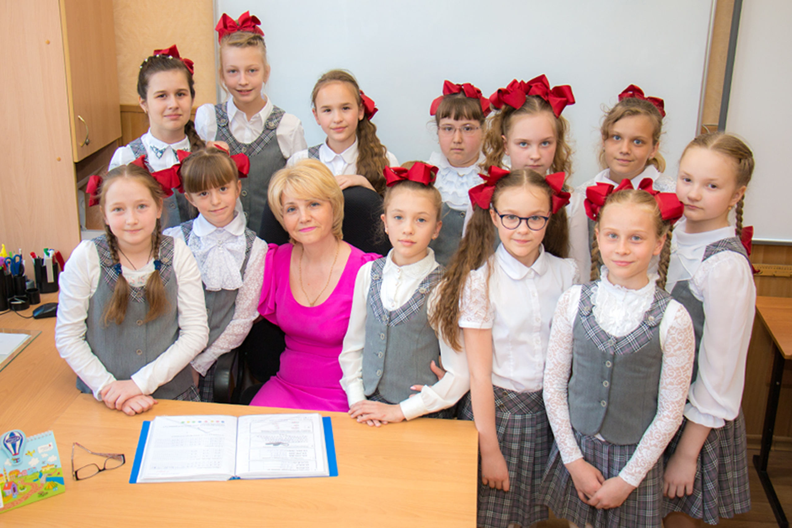 Сюжетные фотографии. Выпускные альбомы и фильмы