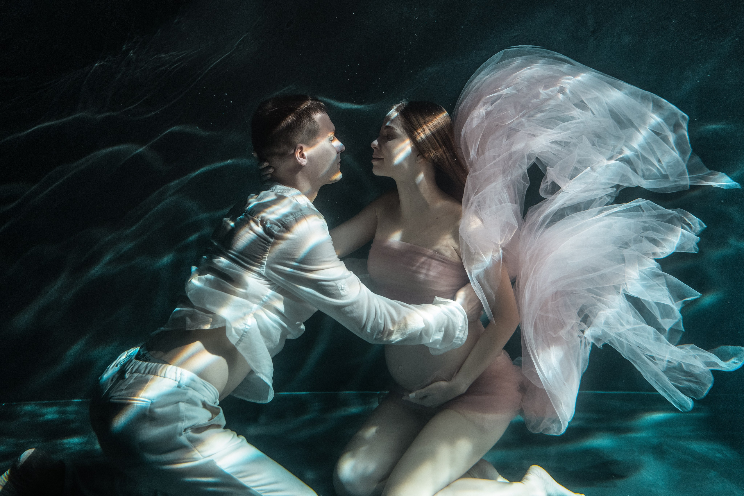 БАССЕЙН. Фотограф Беременности в Краснодаре Кара Артисан