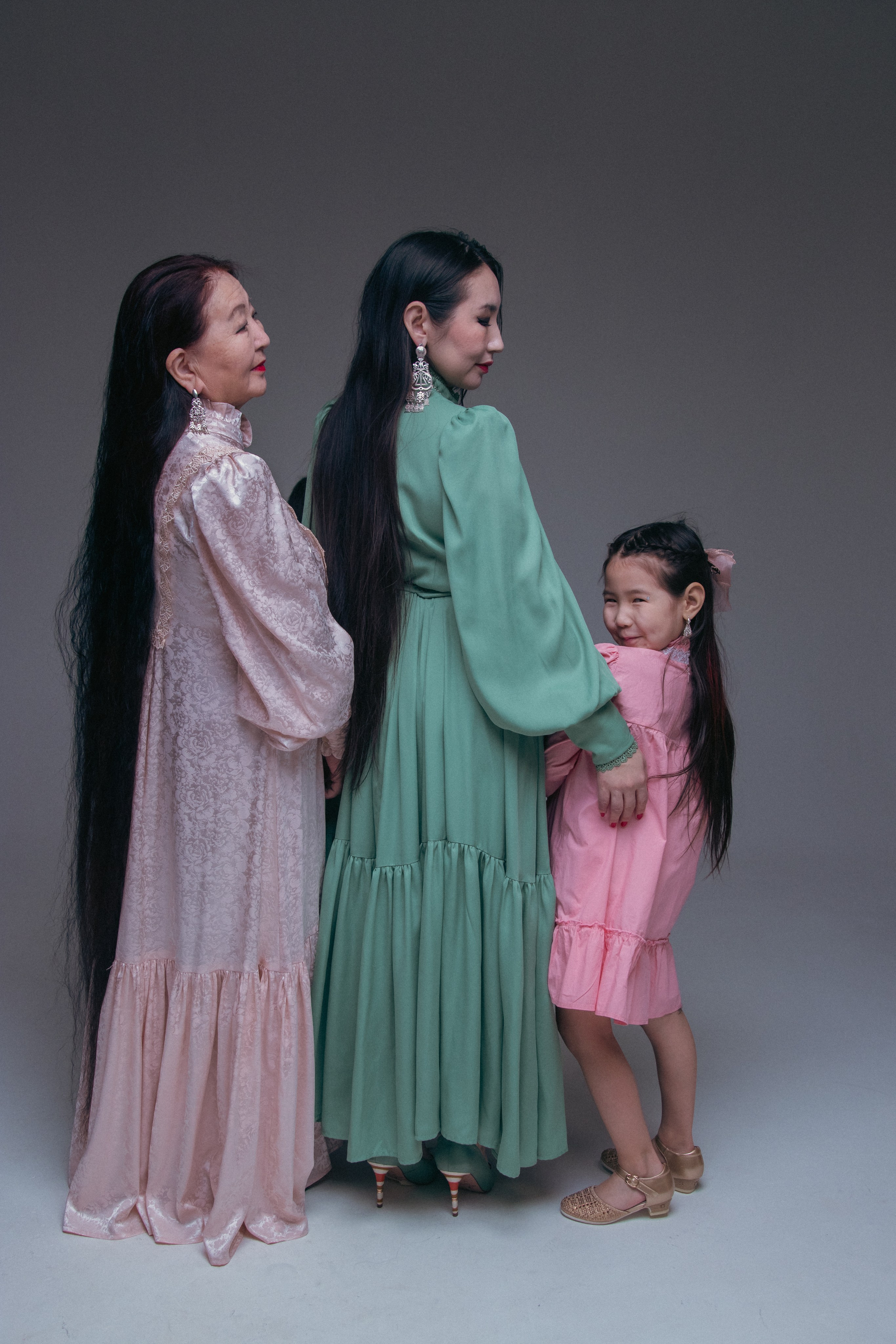 Семейная фотосессия. Ньургуйаана Тарагаева. Детский и семейный фотограф в Якутске