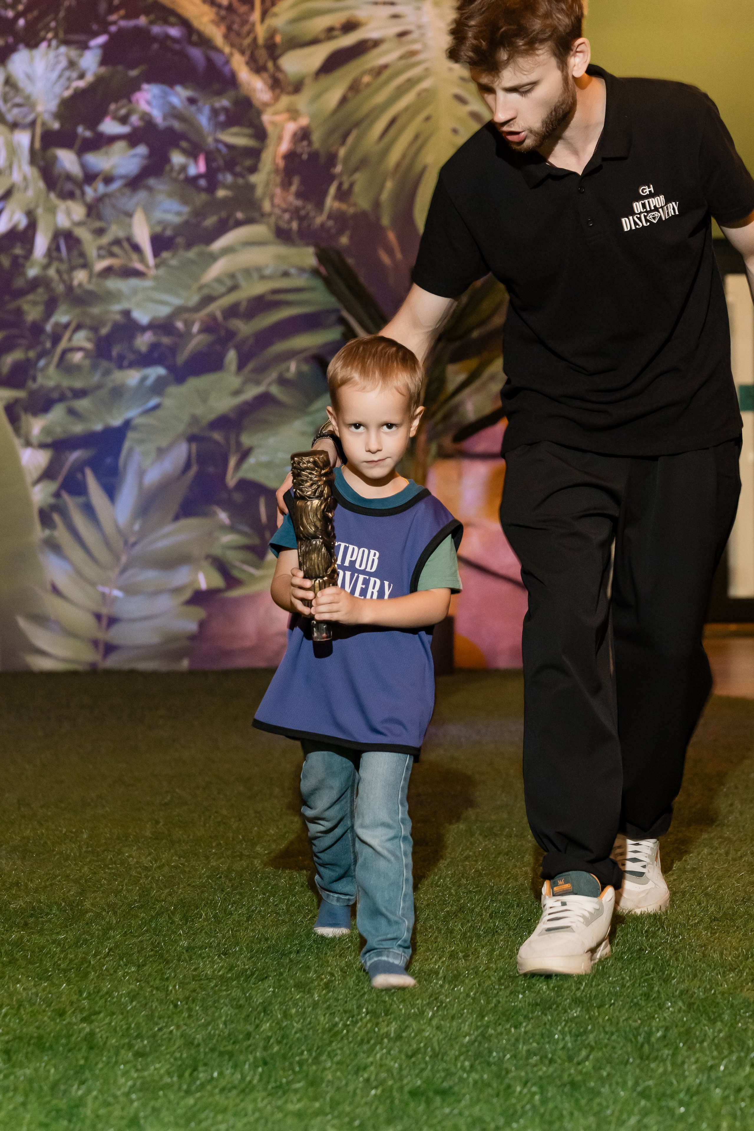 С Днем Рождения, Гена! Остров Discovery