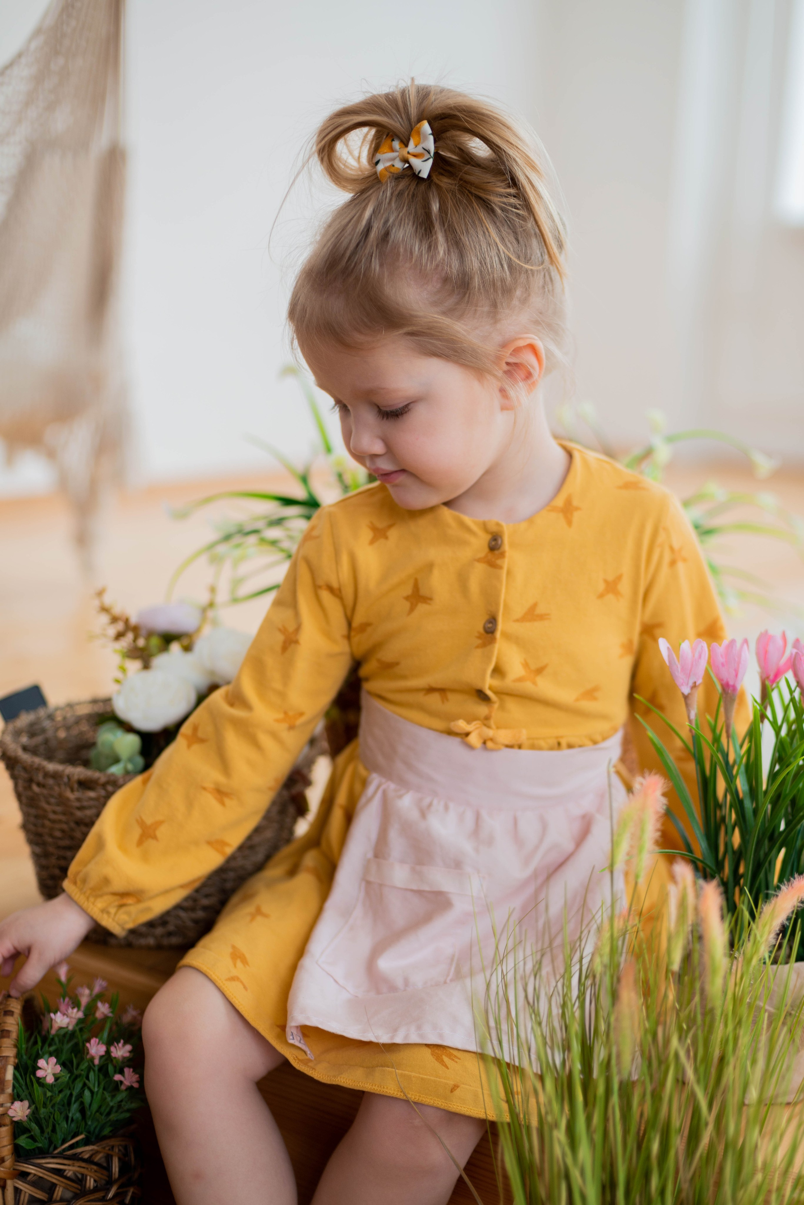 Цветочница / Детская художественная портретная фото-съемка. Фотограф в Санкт-Петербурге Марина Парникова