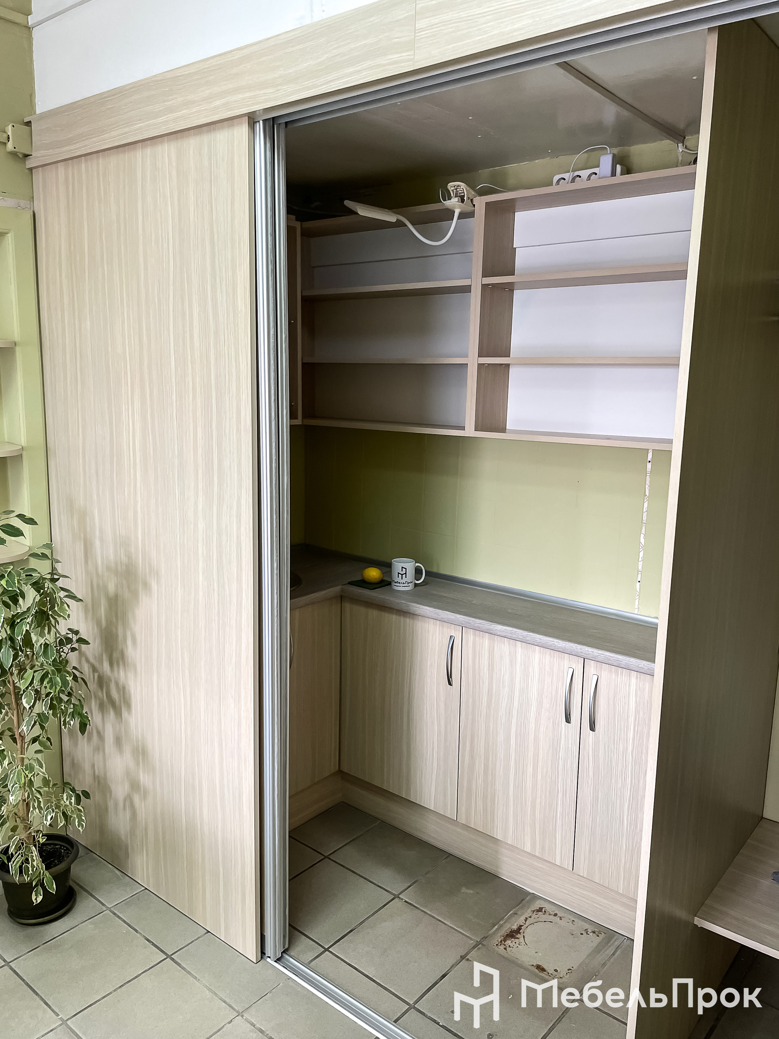 Мебель для торговых объектов. Главная