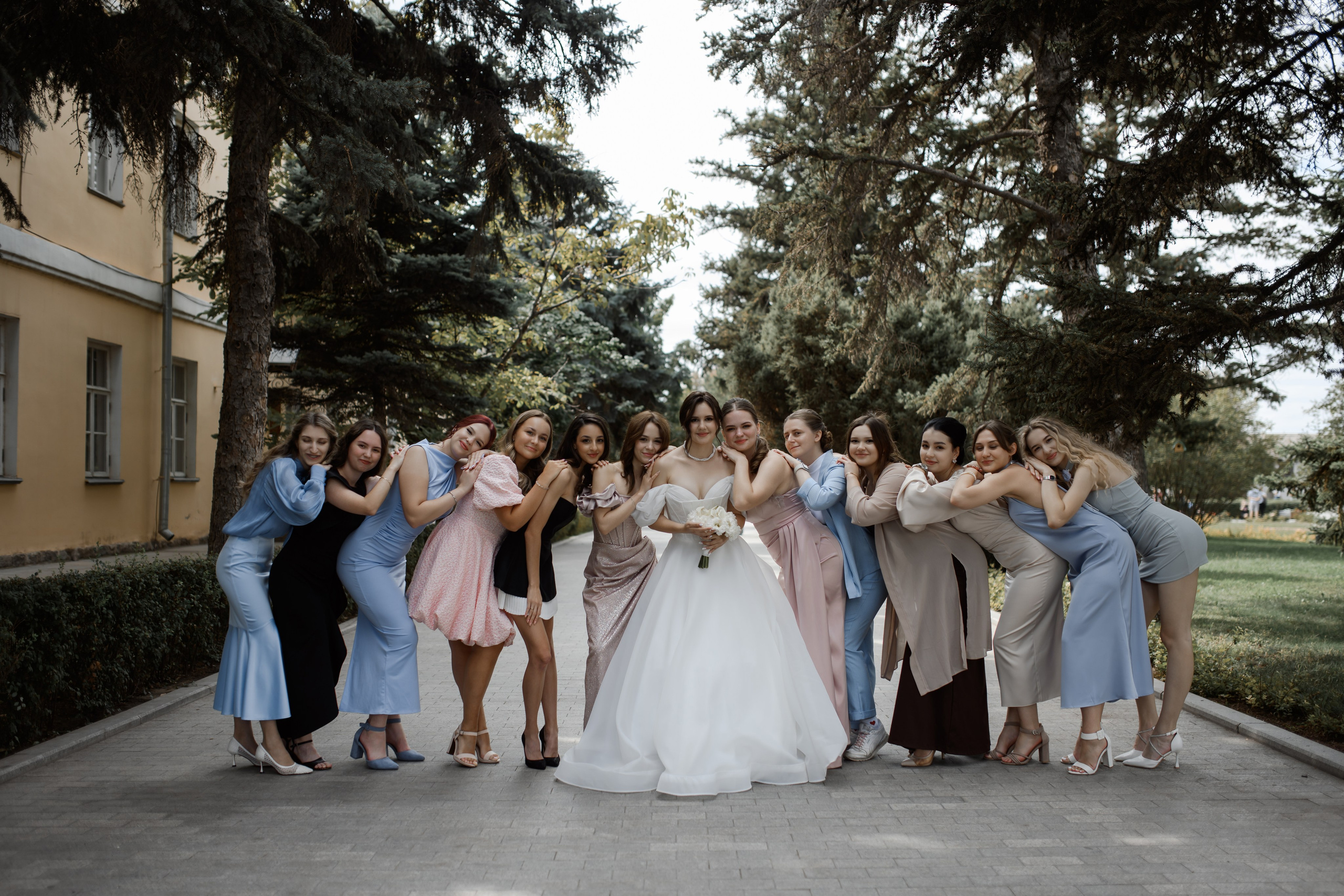 В + В. Свадебный фотограф в г. Астрахань. Так же выезжаю в другие города