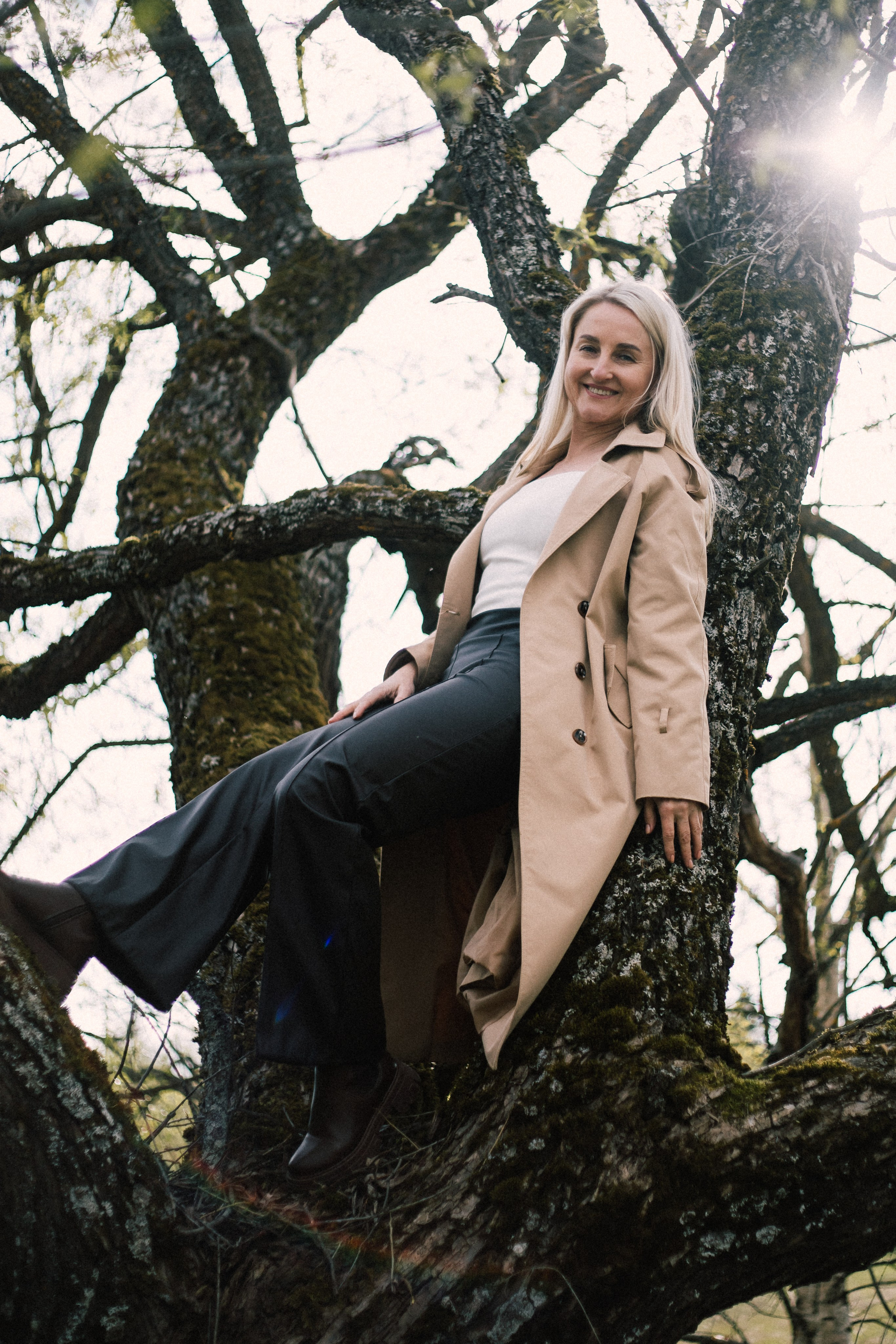 Прогулка в вишневом саду. Портретный фотограф в Иванове Ольга Гуральник