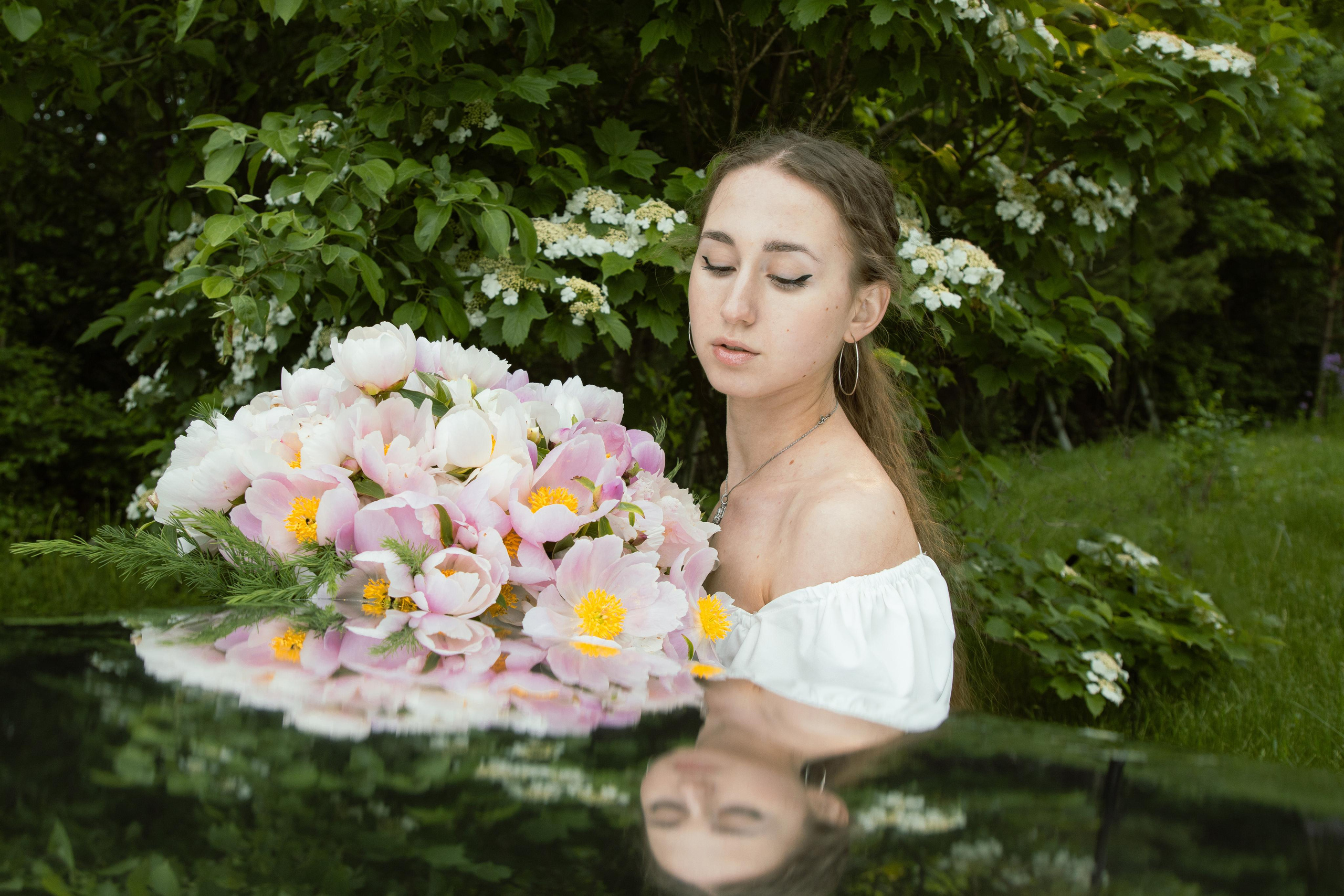 Прекрасная Ева фото на природе. Семейный и детский фотограф Светлана Котик Спасск-Дальний, Владивосток, Приморский край
