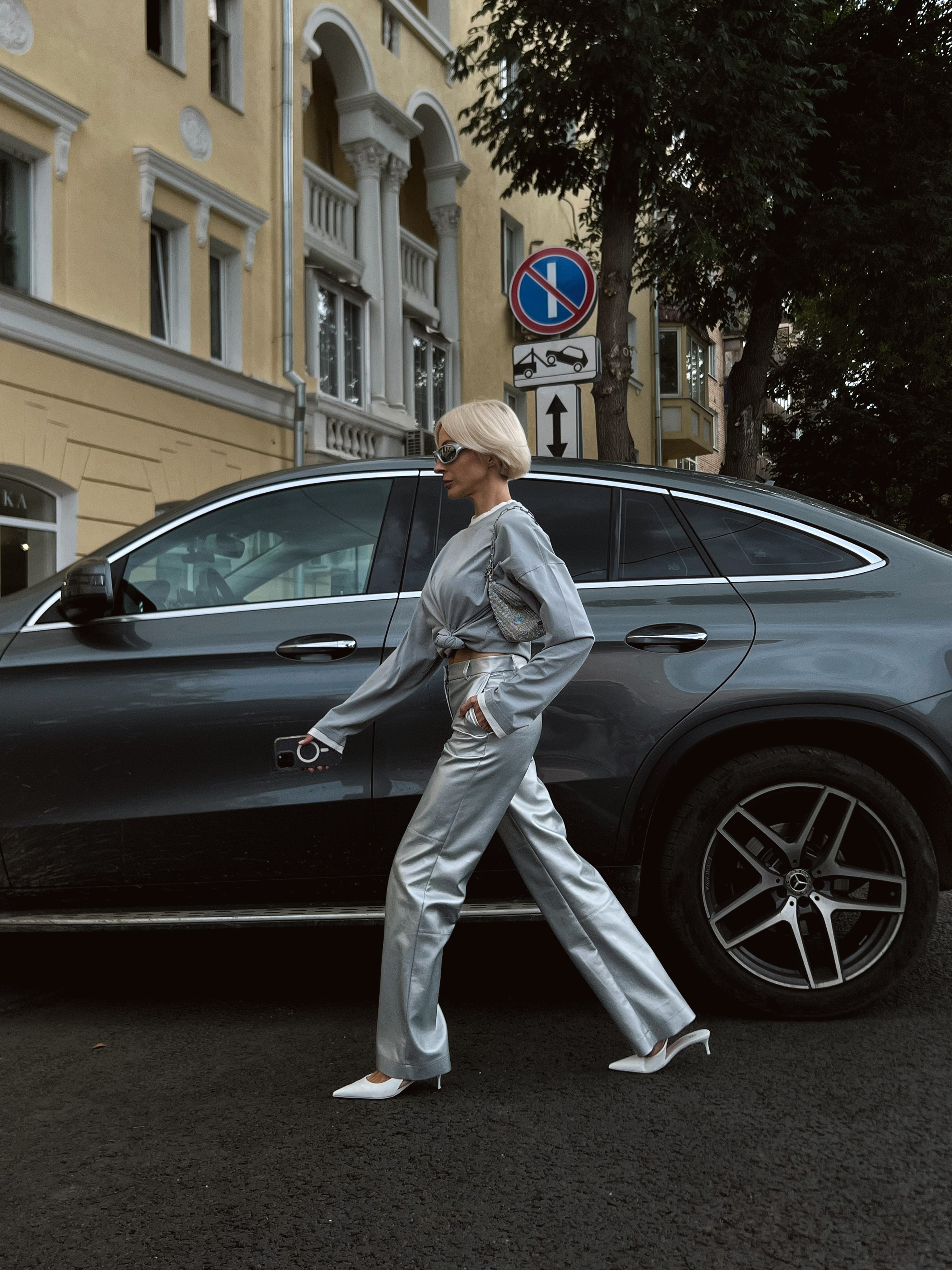 Оксана — street съемка. Мобильный фотограф и видеограф — Алина
