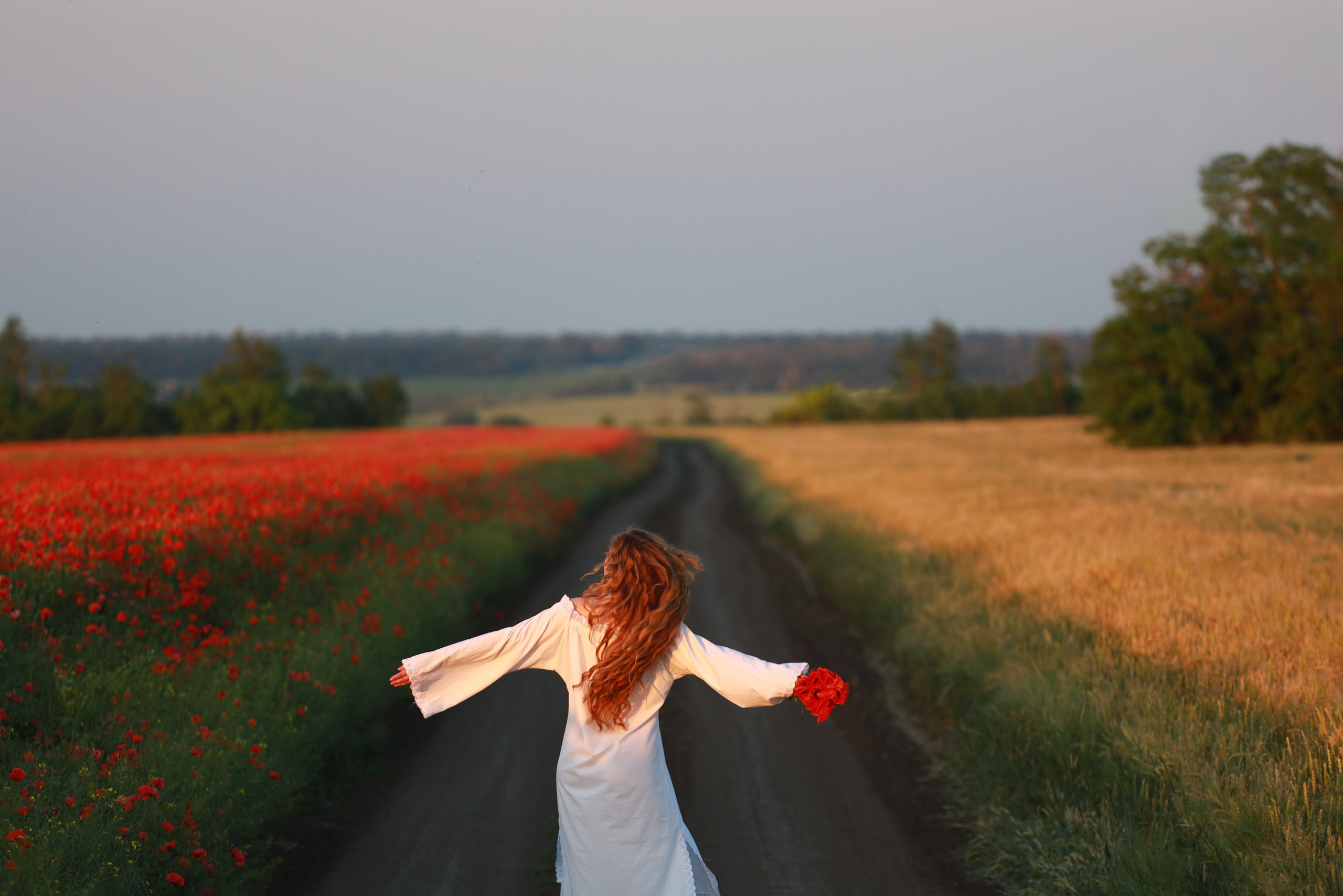 Фотосессия в маковом поле на закате. Свадебный и семейный фотограф в Краснодарском крае Мария Данилкина
