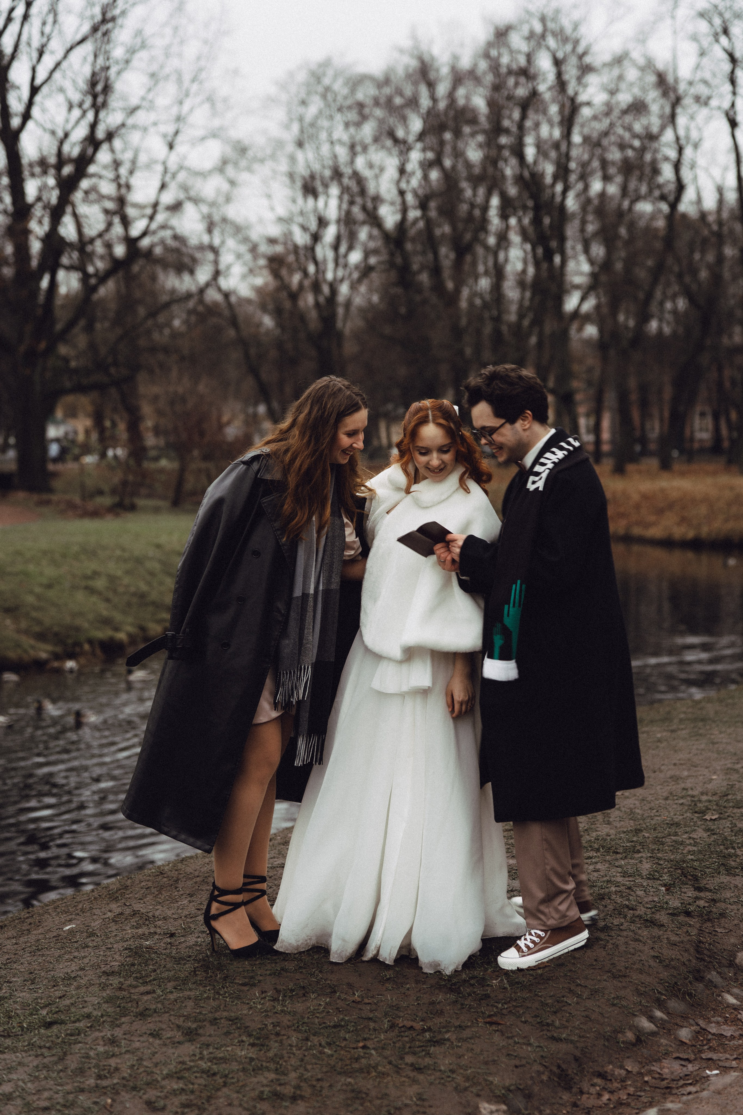 СВАДЕБНАЯ СЬЕМКА ВО ВТОРОМ ДВОРЦЕ С ГОСТЯМИ И ПРОГУЛКА В ТАВРИЧЕСКОМ САДУ. Профессиональный фотограф, Санкт-Петербург — Виктория Богомолова