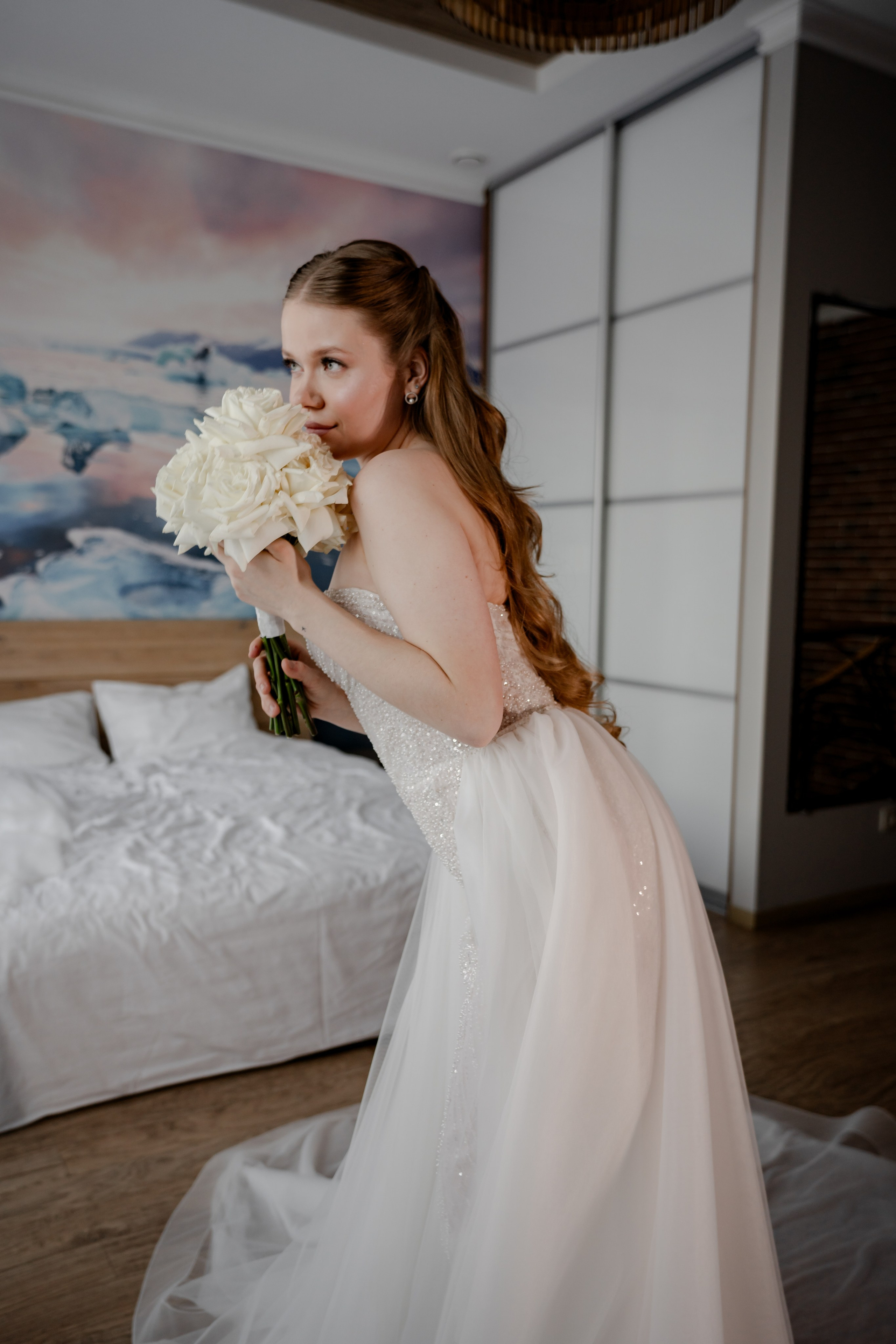 СВАДЕБНАЯ СЬЕМКА СБОРОВ В ОТЕЛЕ И ВЫЕЗД НА ЦЕРЕМОНИЮ (СНЯТО В СИБИРЕ В НИЖНЕВАРТОВСКЕ)М. Профессиональный фотограф, Санкт-Петербург — Виктория Богомолова