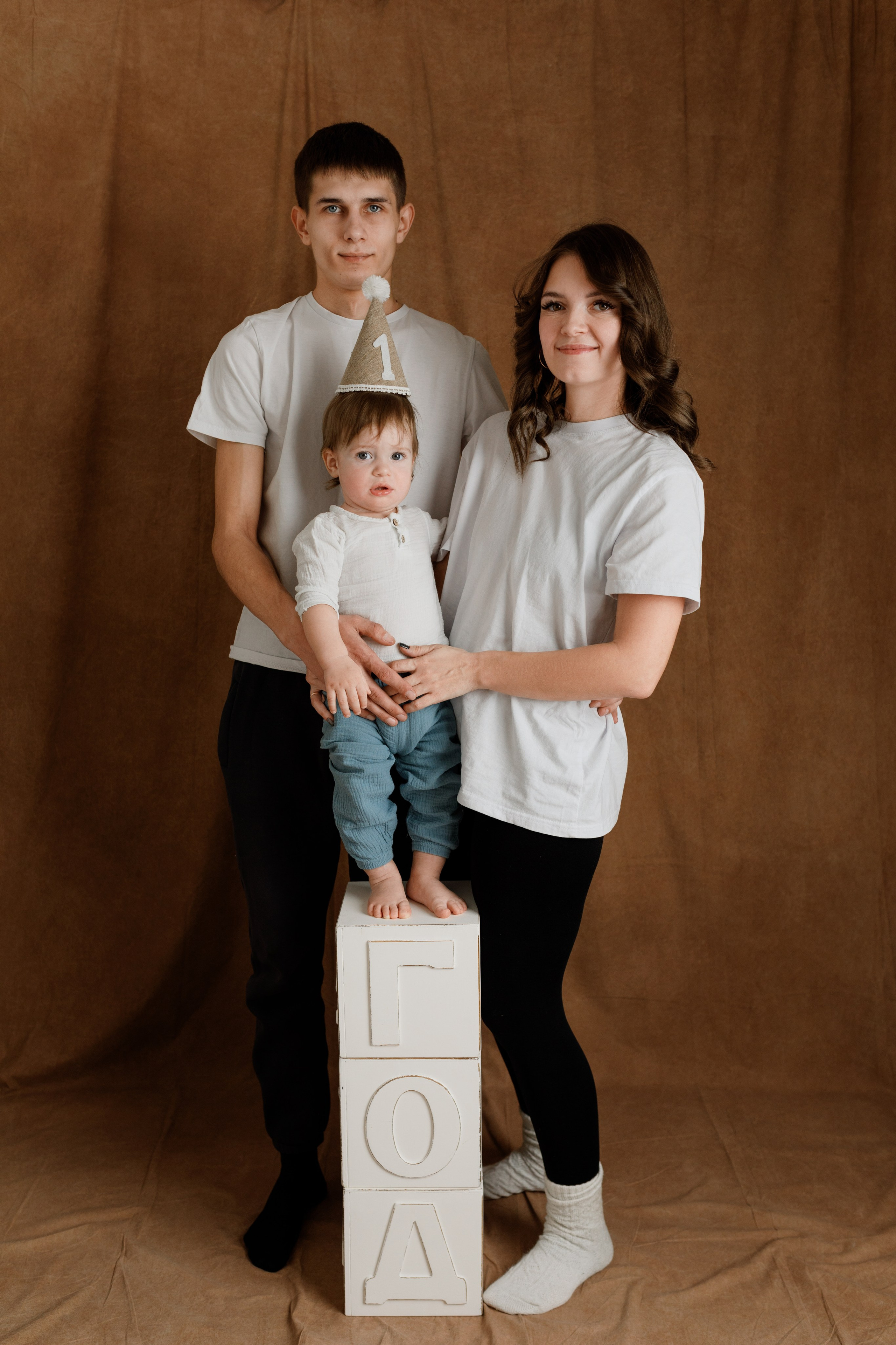 Годики. Фотограф новорождённых семейный фотограф Томск Елена Каплина