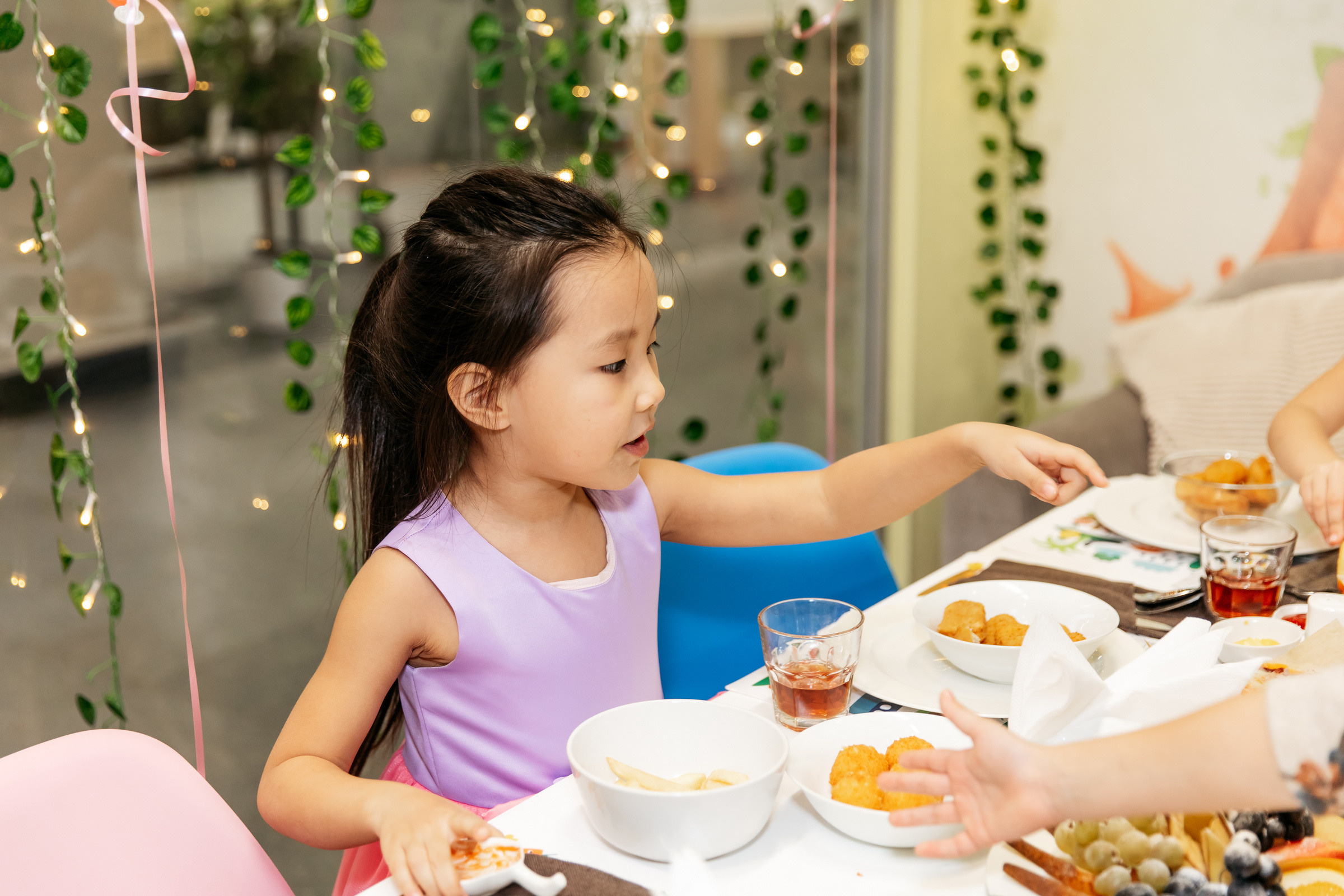 Ульяне 5 лет (детское кафе). Татьяна Чернышова свадебный фотограф Москва