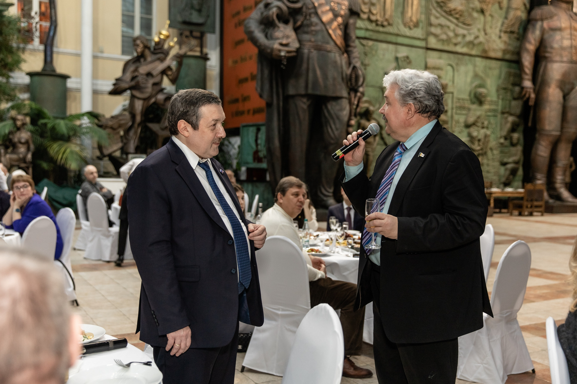 Юбилей 50 лет (Галерея искусств Зураба Церетели). Татьяна Чернышова свадебный фотограф Москва