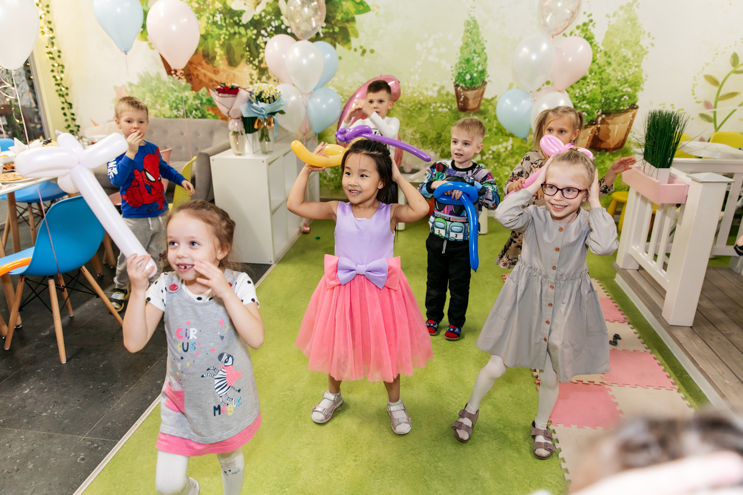 Ульяне 5 лет (детское кафе). Татьяна Чернышова свадебный фотограф Москва