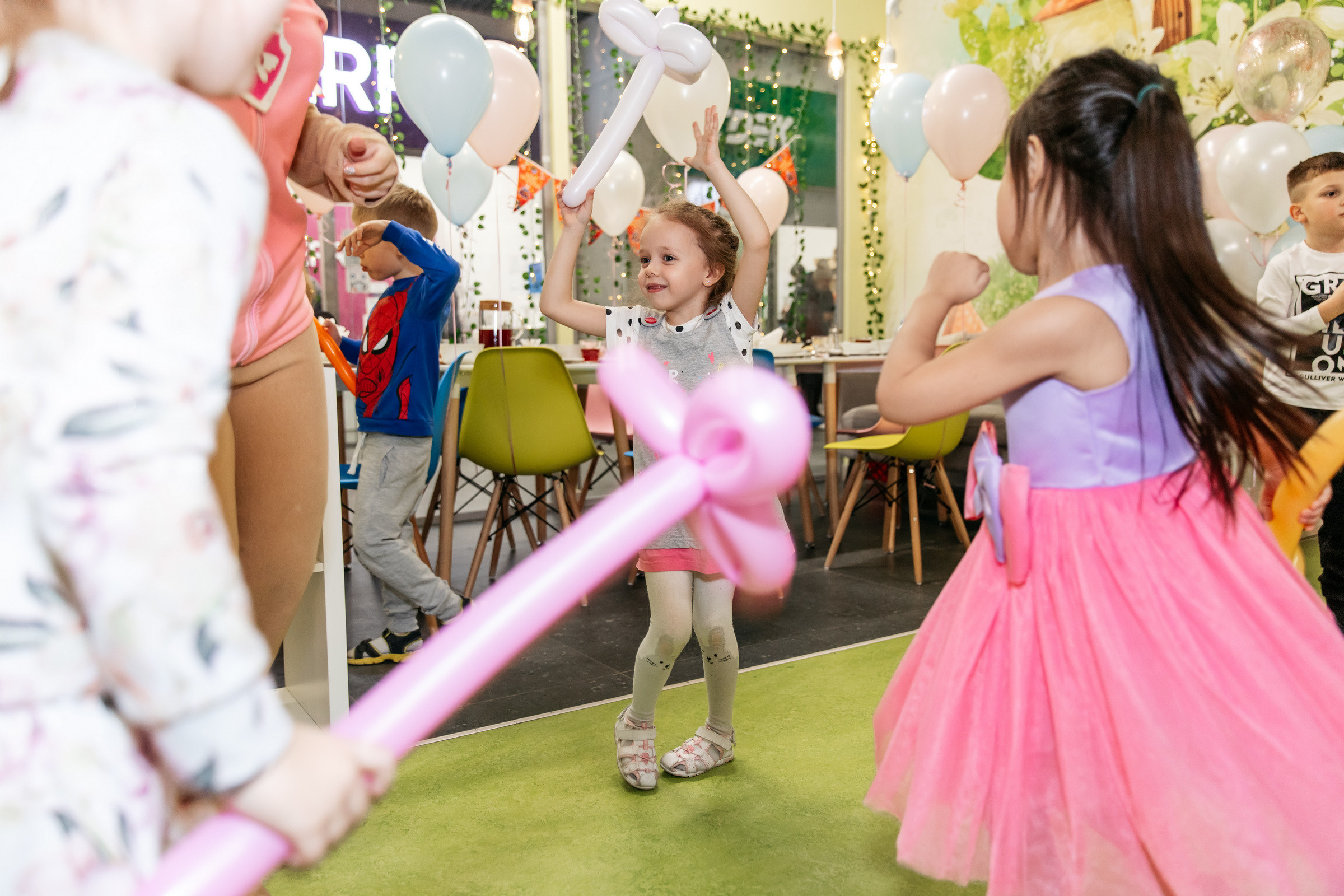 Ульяне 5 лет (детское кафе). Татьяна Чернышова свадебный фотограф Москва