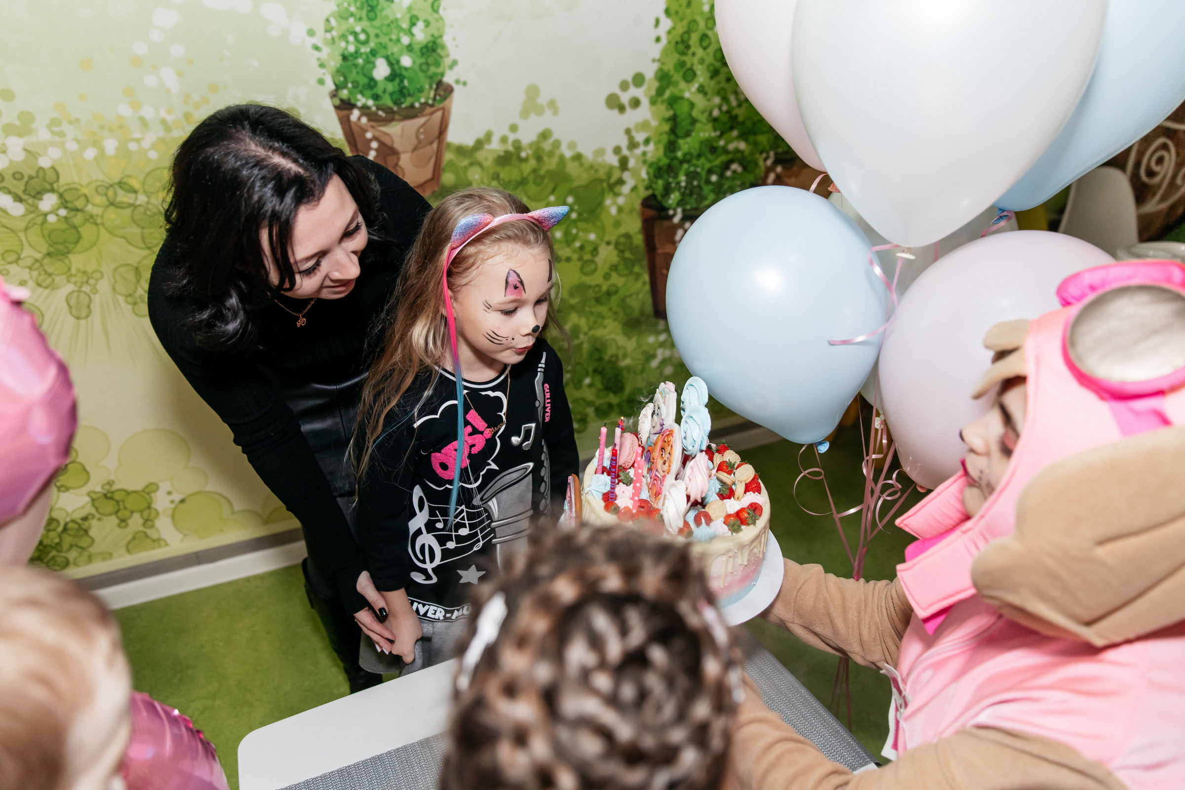 Ульяне 5 лет (детское кафе). Татьяна Чернышова свадебный фотограф Москва