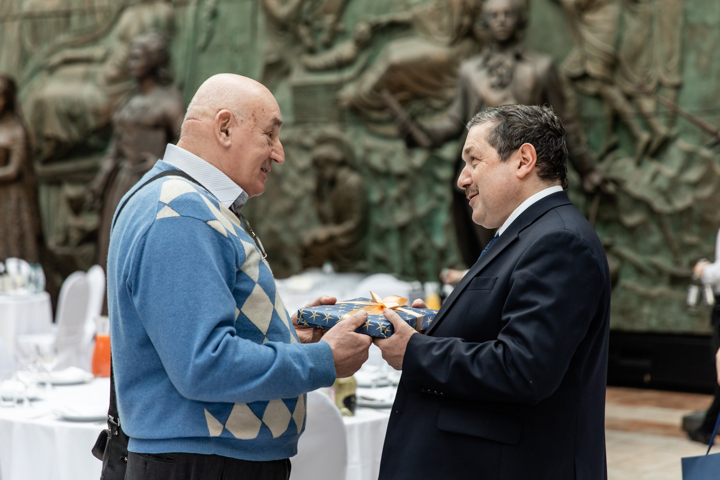 Юбилей 50 лет (Галерея искусств Зураба Церетели). Татьяна Чернышова свадебный фотограф Москва