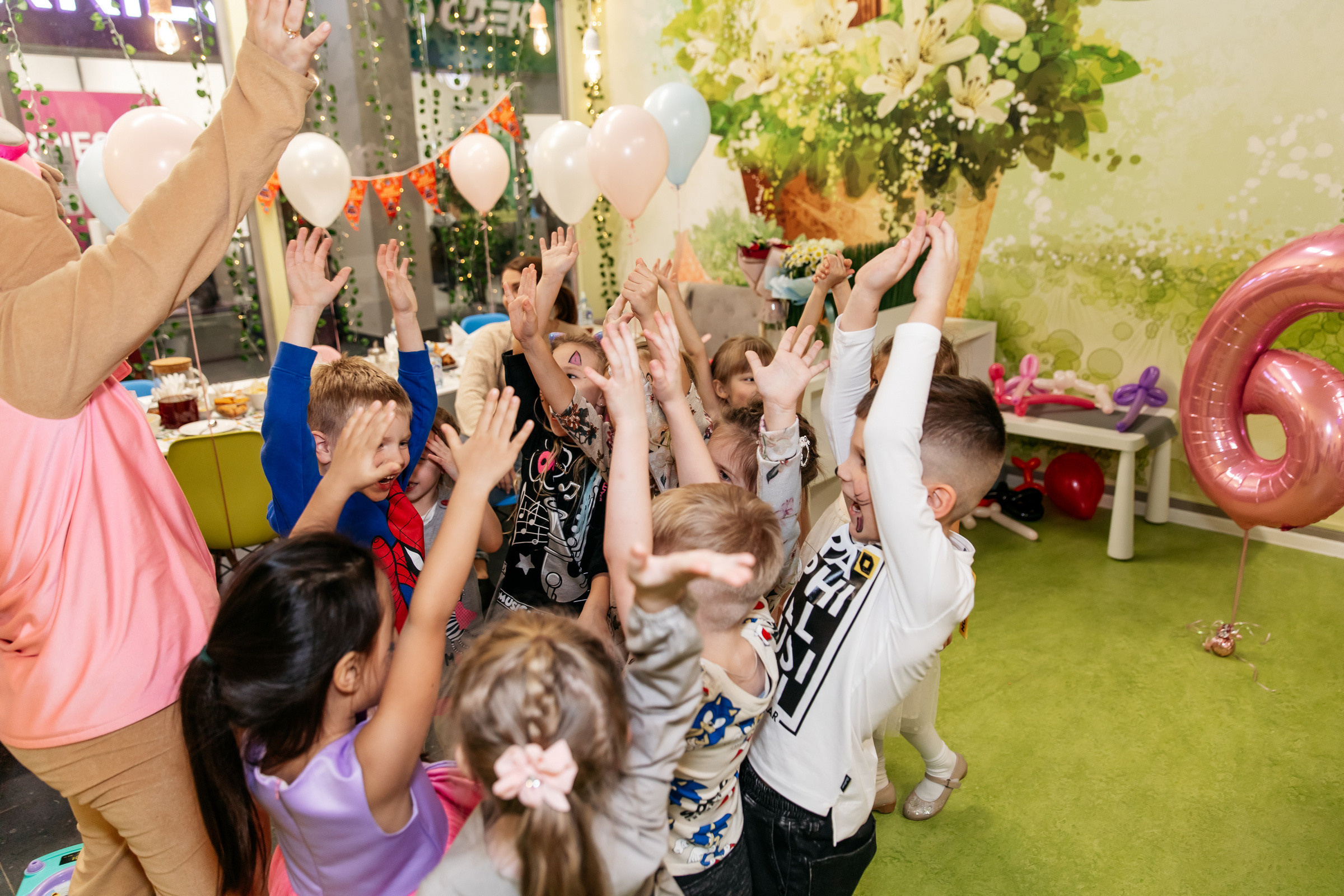 Ульяне 5 лет (детское кафе). Татьяна Чернышова свадебный фотограф Москва