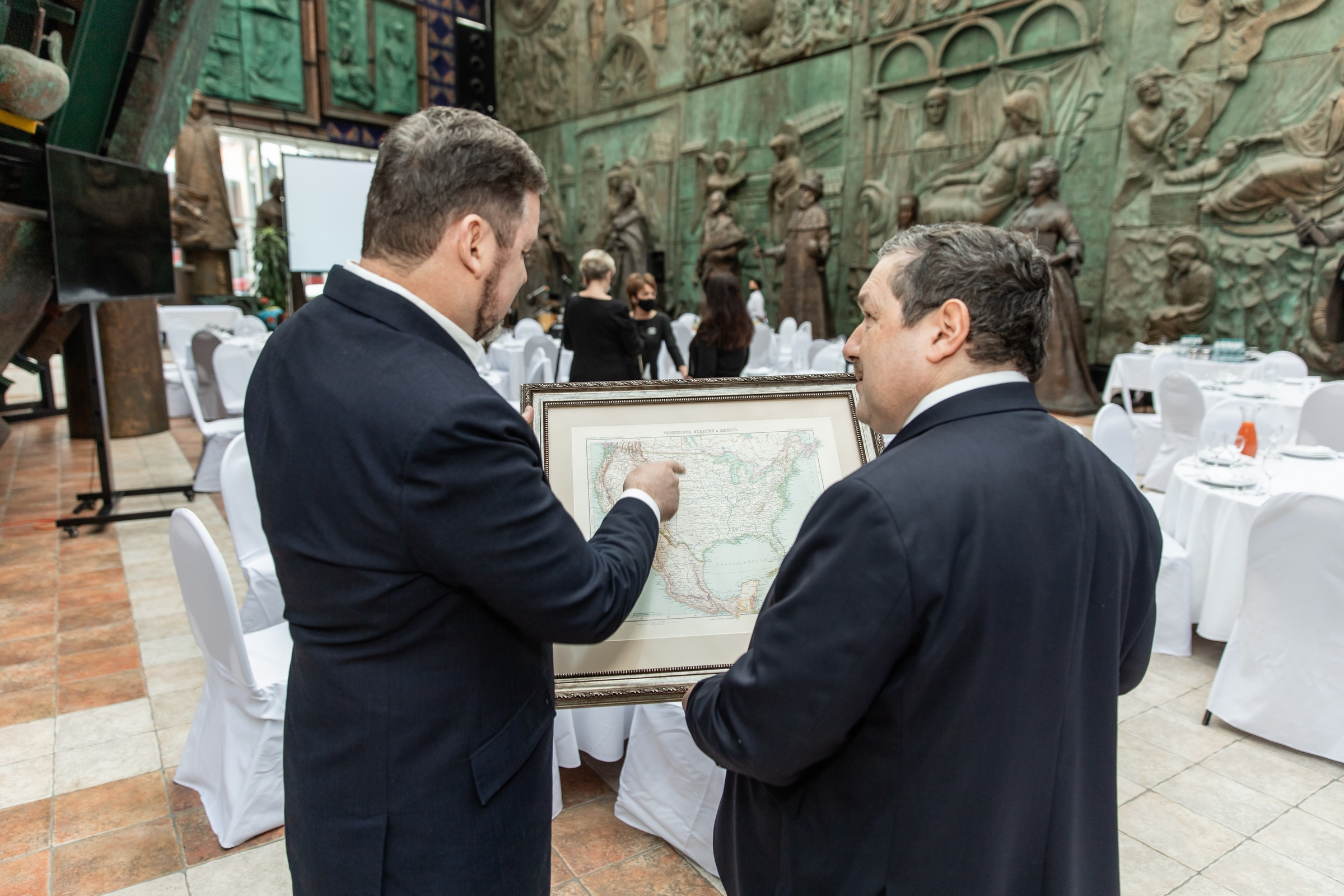 Юбилей 50 лет (Галерея искусств Зураба Церетели). Татьяна Чернышова свадебный фотограф Москва