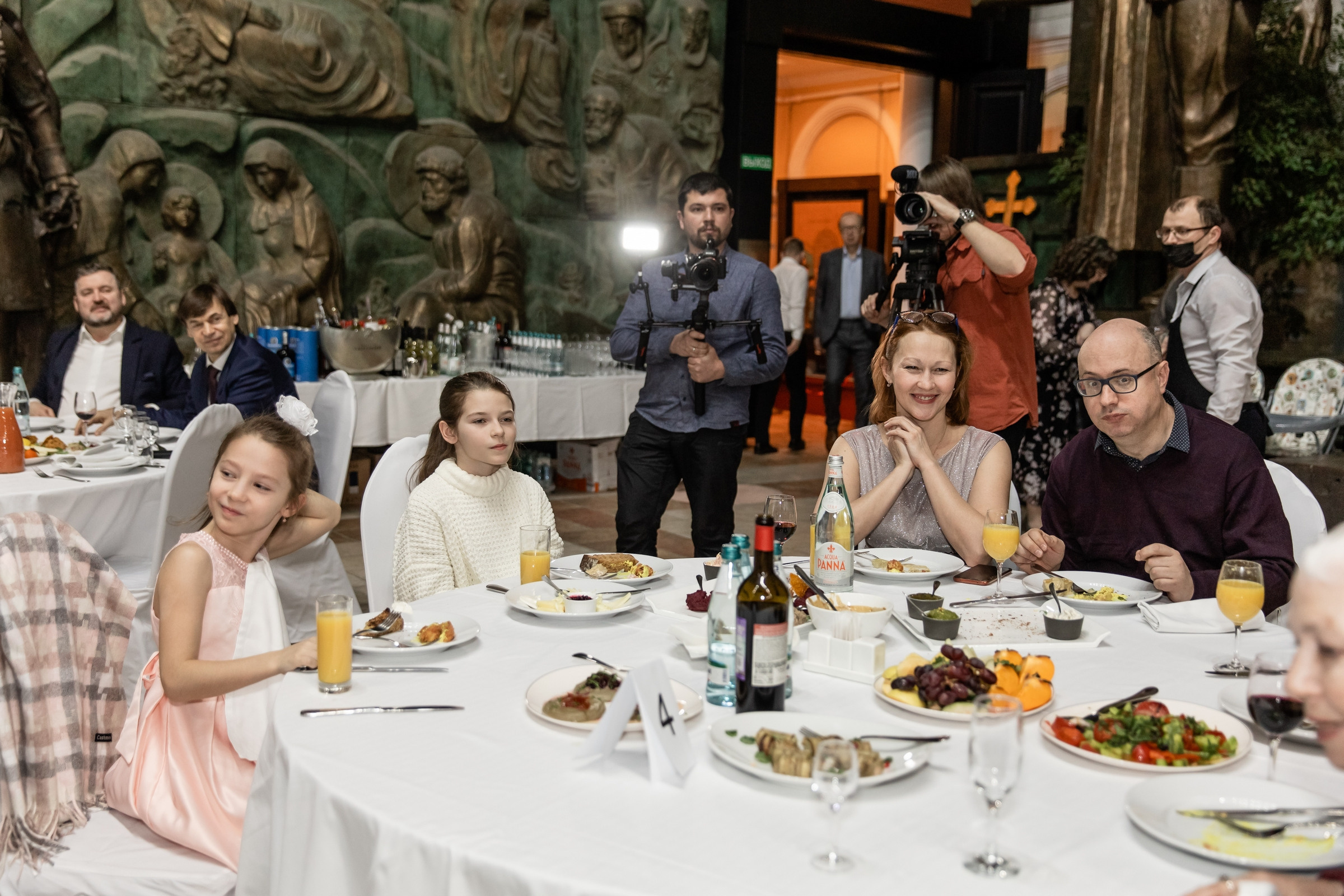 Юбилей 50 лет (Галерея искусств Зураба Церетели). Татьяна Чернышова свадебный фотограф Москва