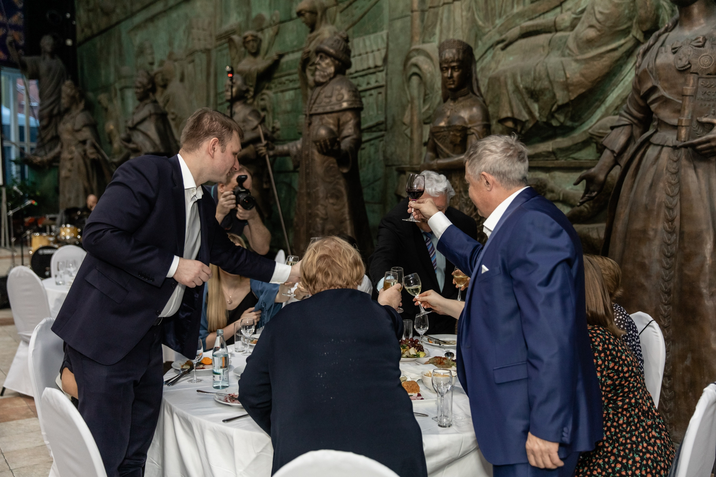 Юбилей 50 лет (Галерея искусств Зураба Церетели). Татьяна Чернышова свадебный фотограф Москва