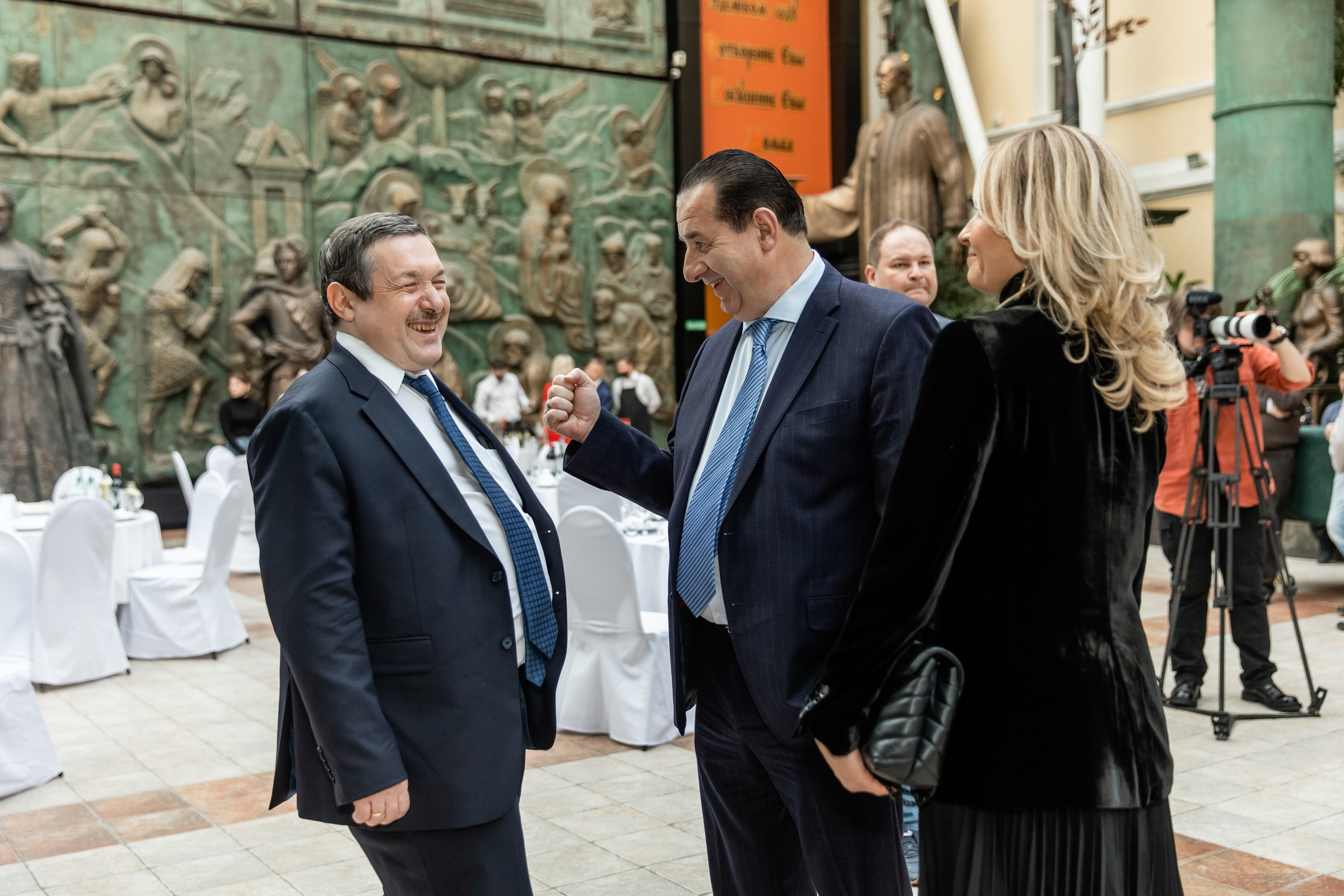 Юбилей 50 лет (Галерея искусств Зураба Церетели). Татьяна Чернышова свадебный фотограф Москва