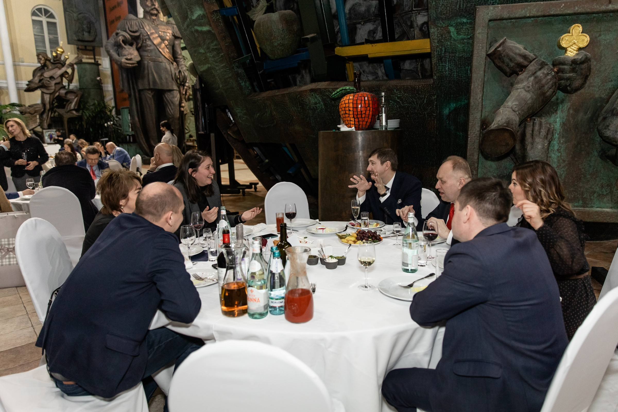 Юбилей 50 лет (Галерея искусств Зураба Церетели). Татьяна Чернышова свадебный фотограф Москва