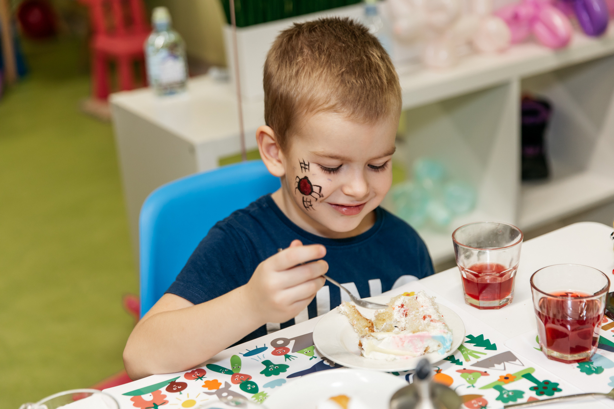 Ульяне 5 лет (детское кафе). Татьяна Чернышова свадебный фотограф Москва