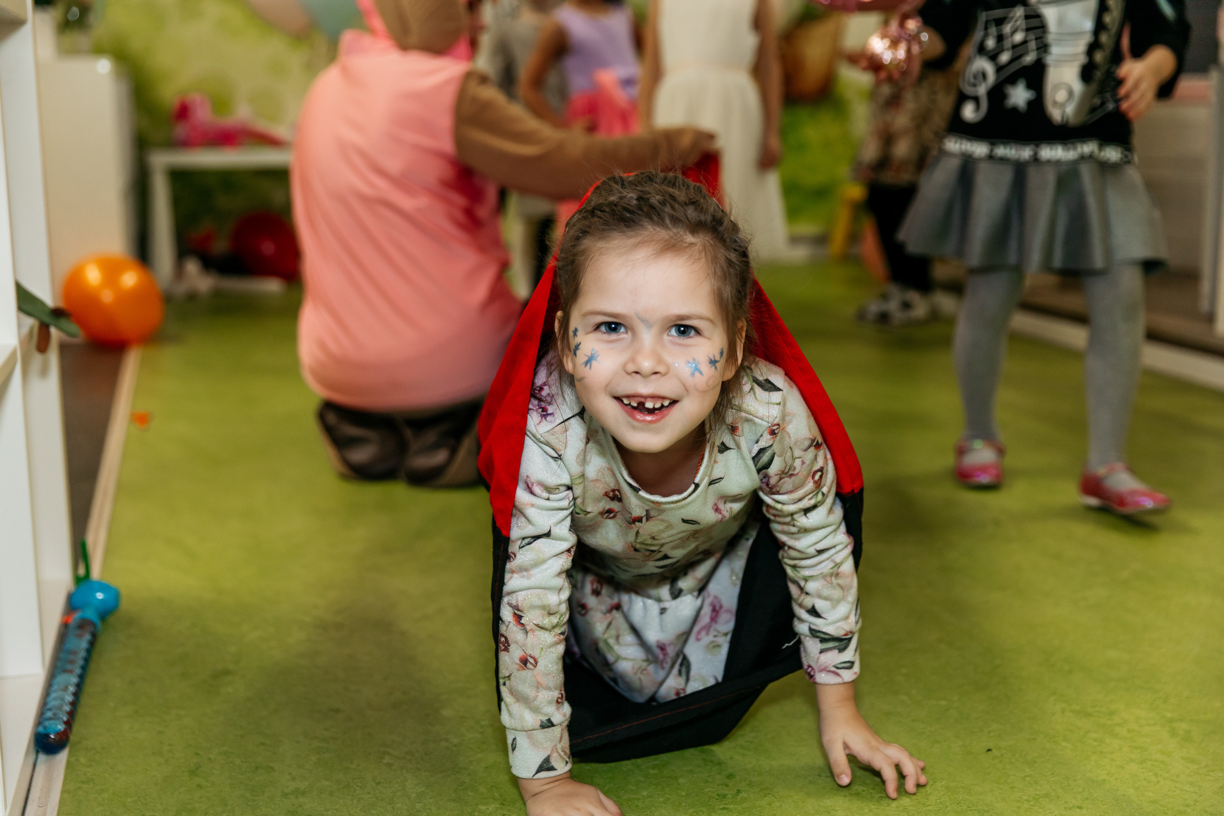 Ульяне 5 лет (детское кафе). Татьяна Чернышова свадебный фотограф Москва