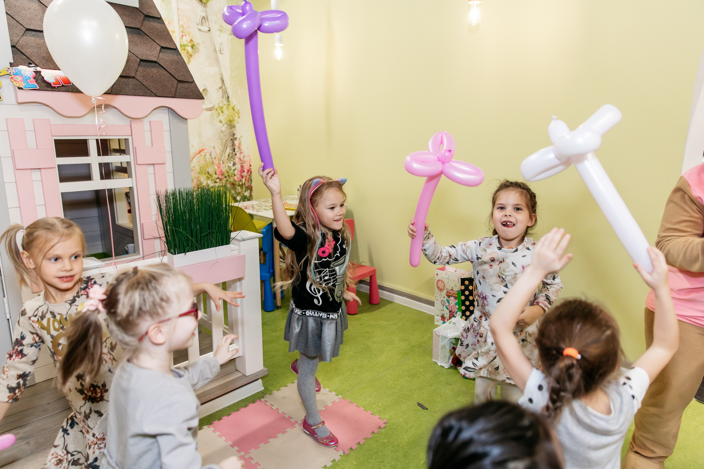 Ульяне 5 лет (детское кафе). Татьяна Чернышова свадебный фотограф Москва