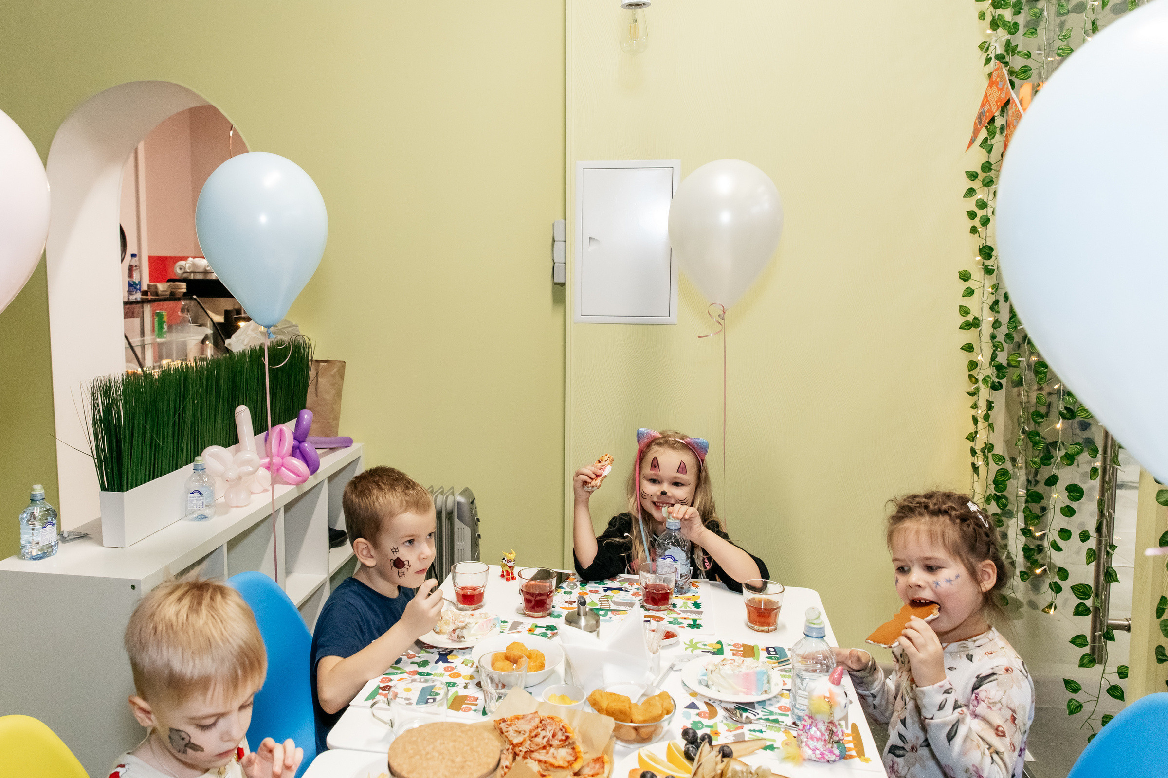 Ульяне 5 лет (детское кафе). Татьяна Чернышова свадебный фотограф Москва