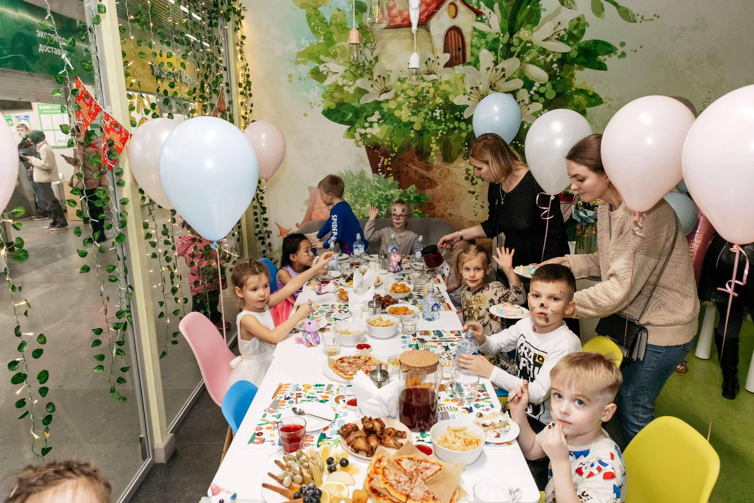 Ульяне 5 лет (детское кафе). Татьяна Чернышова свадебный фотограф Москва