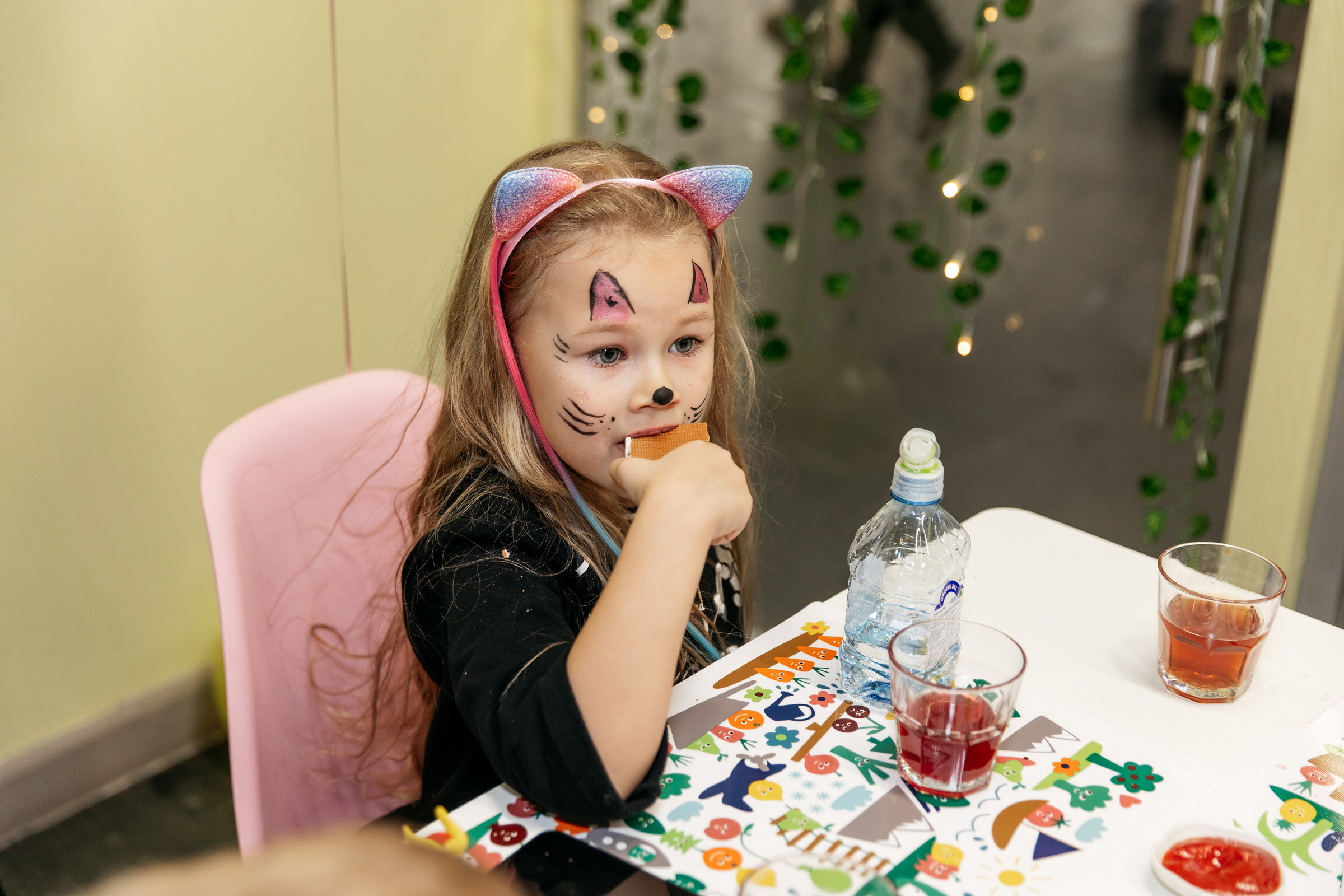 Ульяне 5 лет (детское кафе). Татьяна Чернышова свадебный фотограф Москва