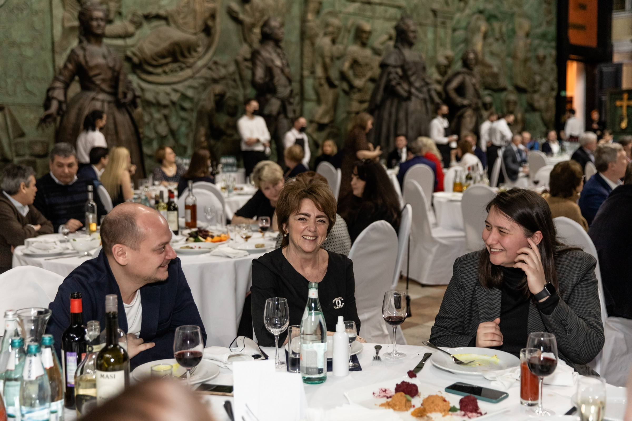 Юбилей 50 лет (Галерея искусств Зураба Церетели). Татьяна Чернышова свадебный фотограф Москва