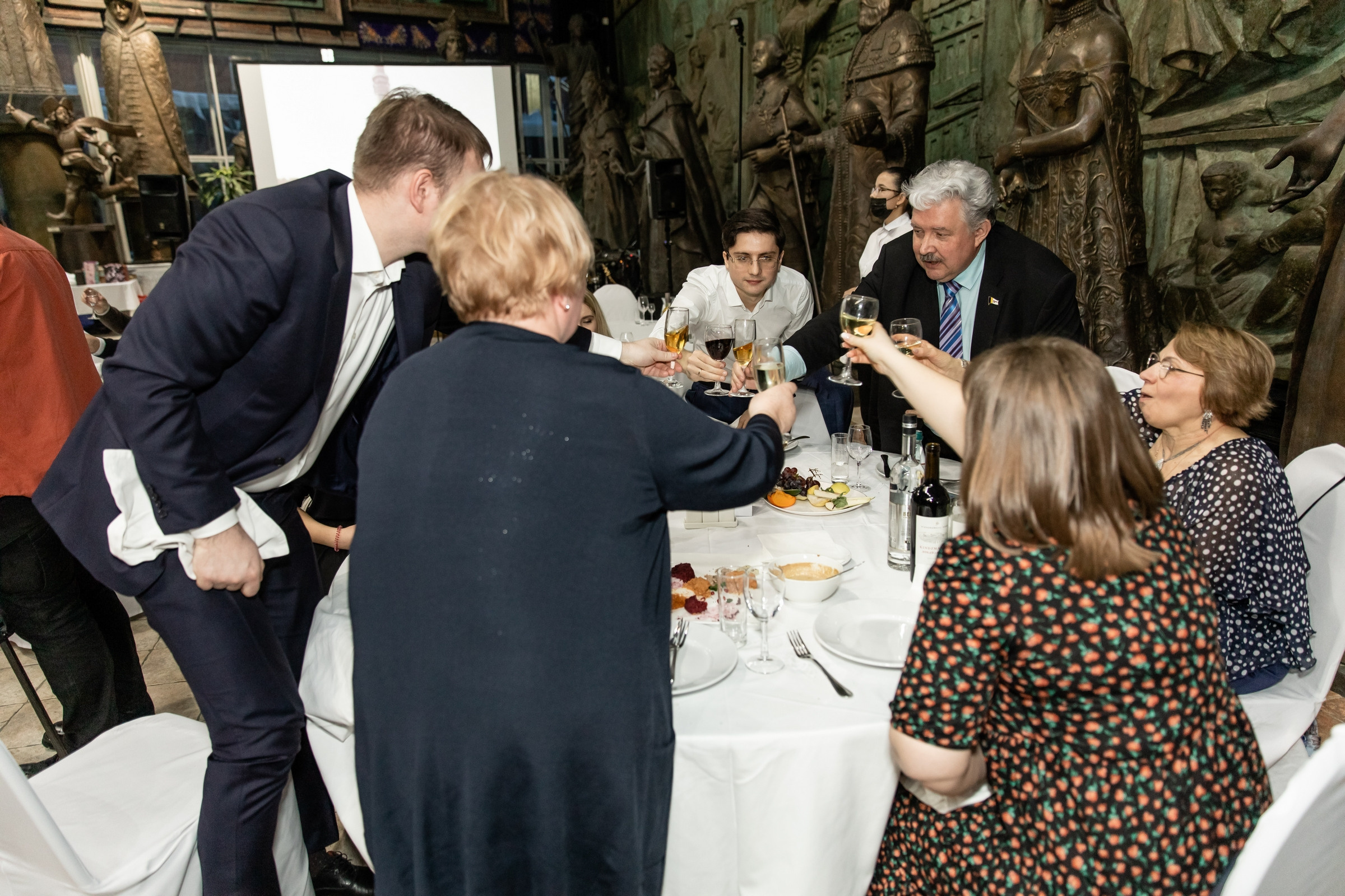 Юбилей 50 лет (Галерея искусств Зураба Церетели). Татьяна Чернышова свадебный фотограф Москва