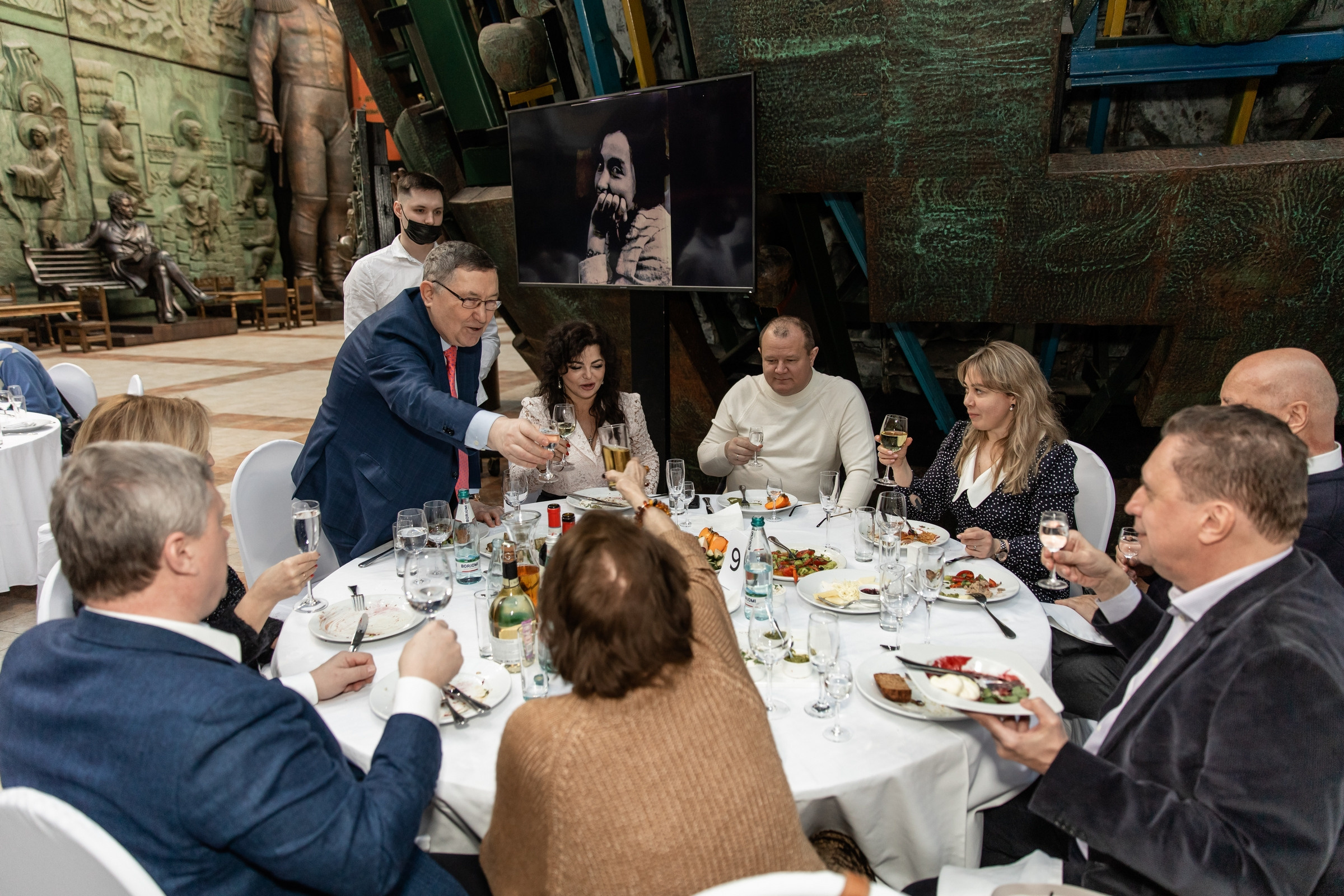 Юбилей 50 лет (Галерея искусств Зураба Церетели). Татьяна Чернышова свадебный фотограф Москва