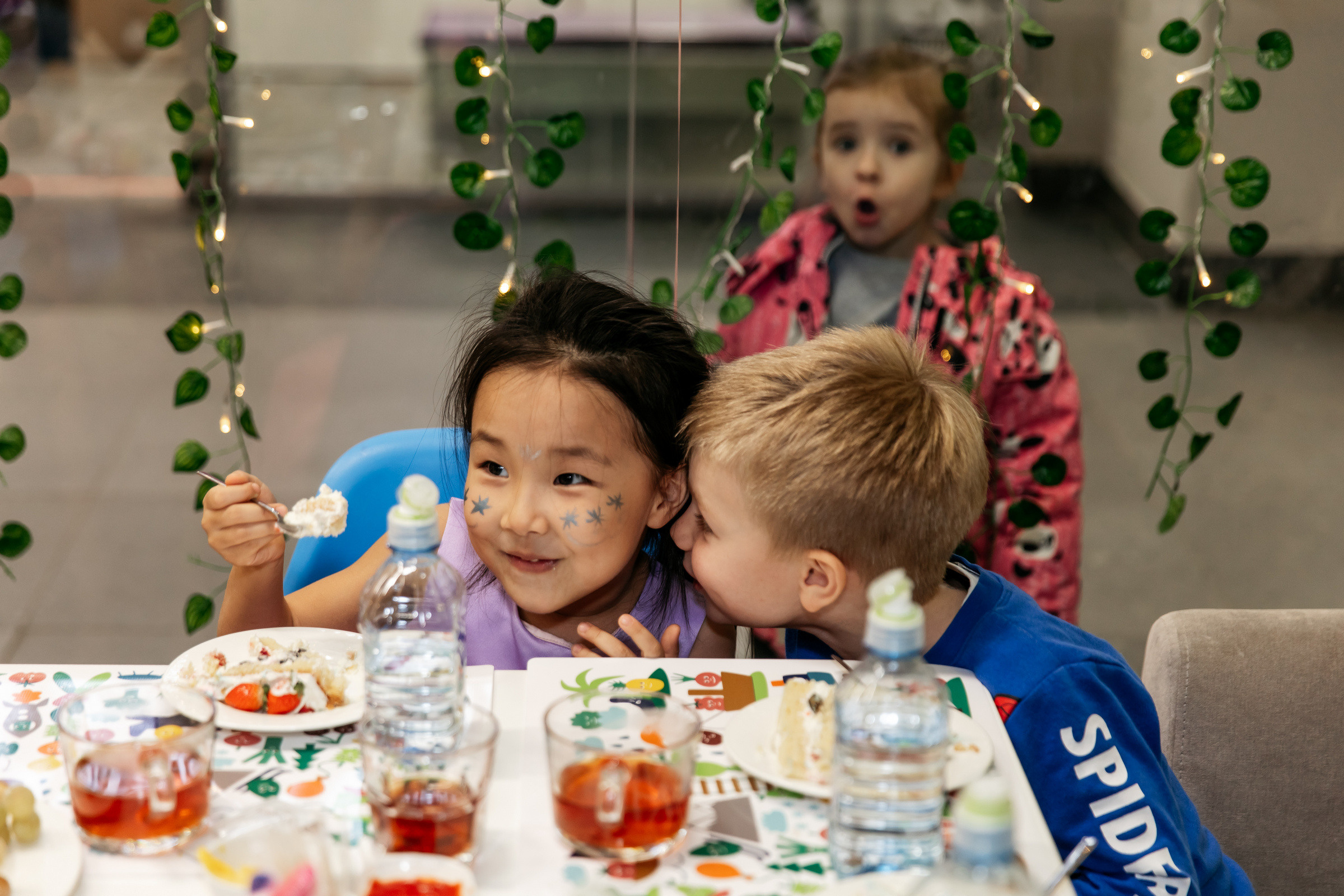 Ульяне 5 лет (детское кафе). Татьяна Чернышова свадебный фотограф Москва