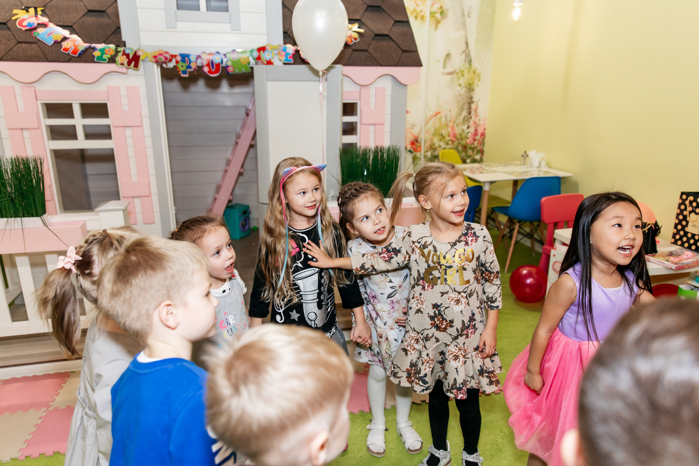 Ульяне 5 лет (детское кафе). Татьяна Чернышова свадебный фотограф Москва