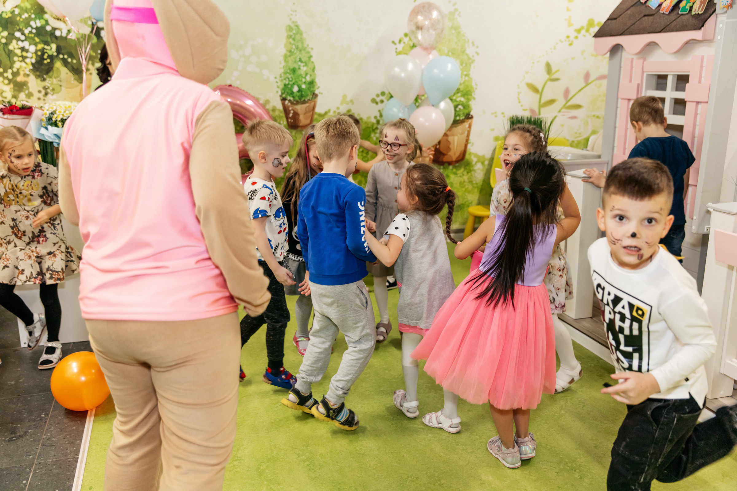 Ульяне 5 лет (детское кафе). Татьяна Чернышова свадебный фотограф Москва