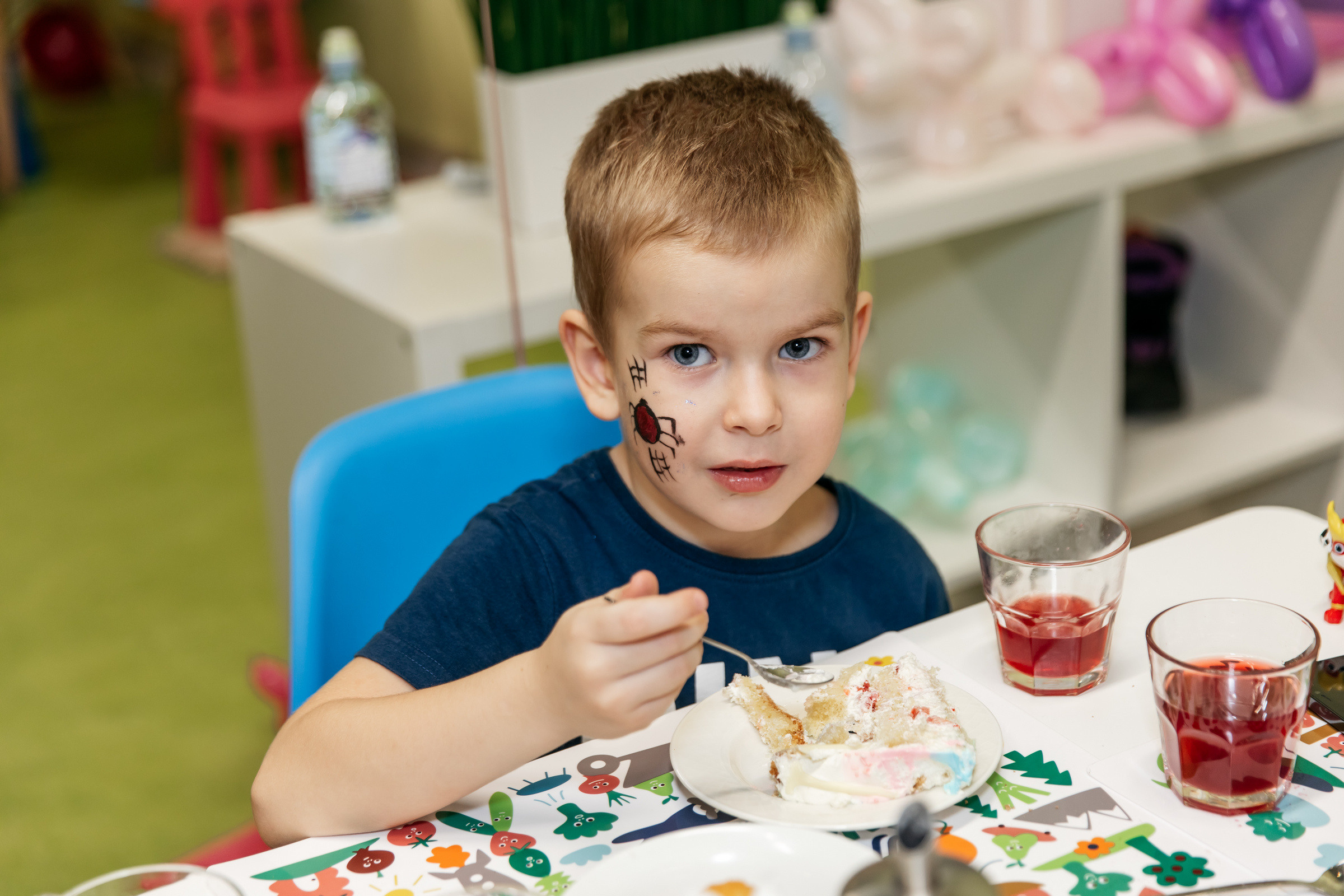 Ульяне 5 лет (детское кафе). Татьяна Чернышова свадебный фотограф Москва