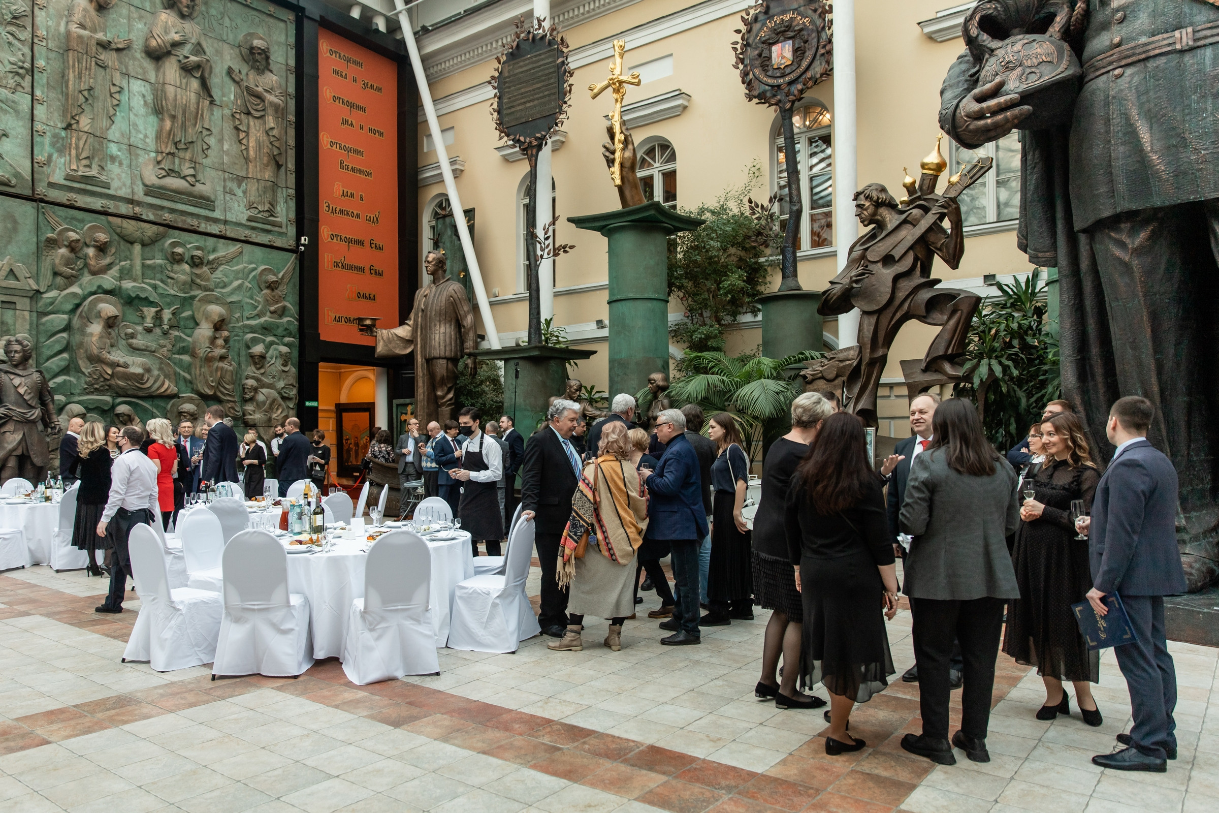 Юбилей 50 лет (Галерея искусств Зураба Церетели). Татьяна Чернышова свадебный фотограф Москва