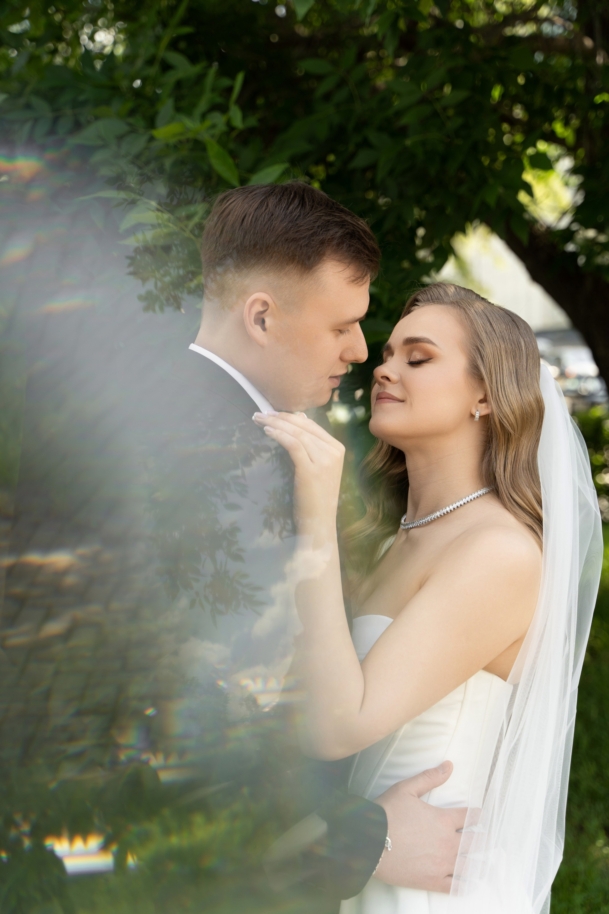 Свадебная фотосессия в Екатеринбурге, фотосессия у Оперного театра, сборы в отеле. Фотограф Татьяна Мамонтова