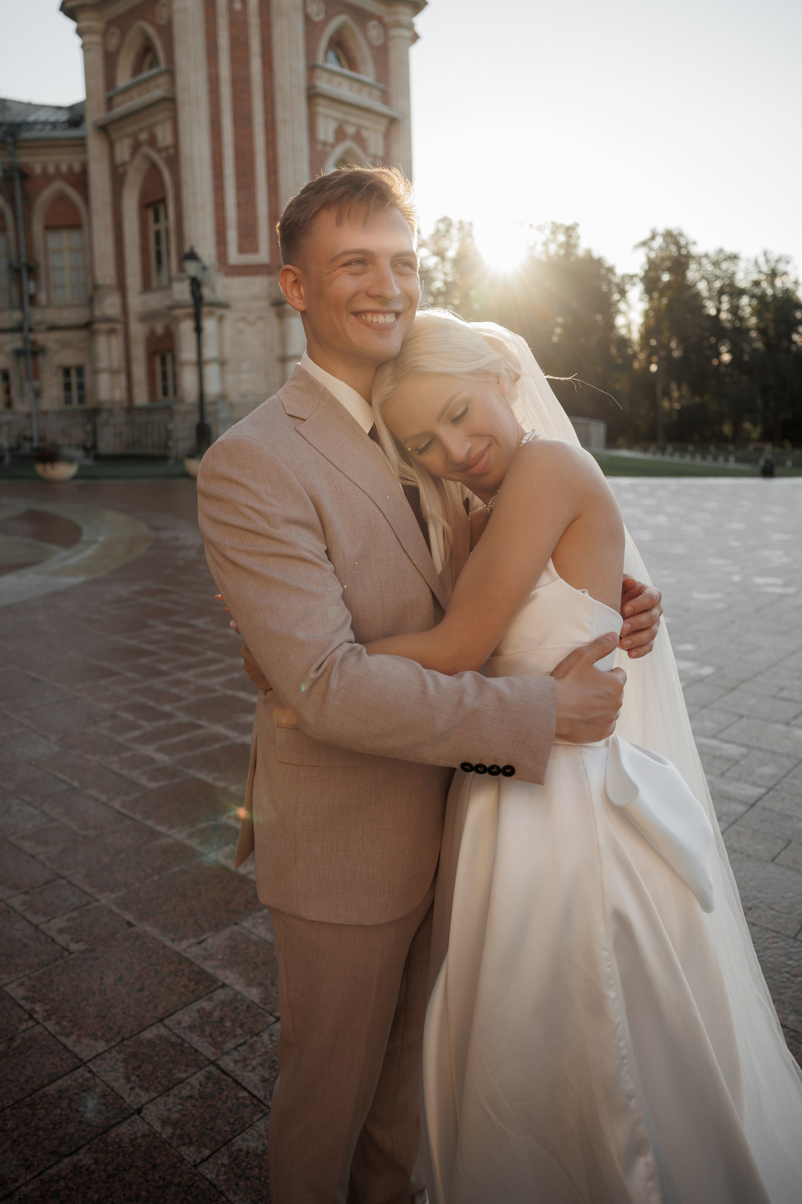 Отель «Милан», Шипиловский ЗАГС, прогулка в парке Царицыно. Свадебный и репортажный фотограф (Москва, Королев и другие)