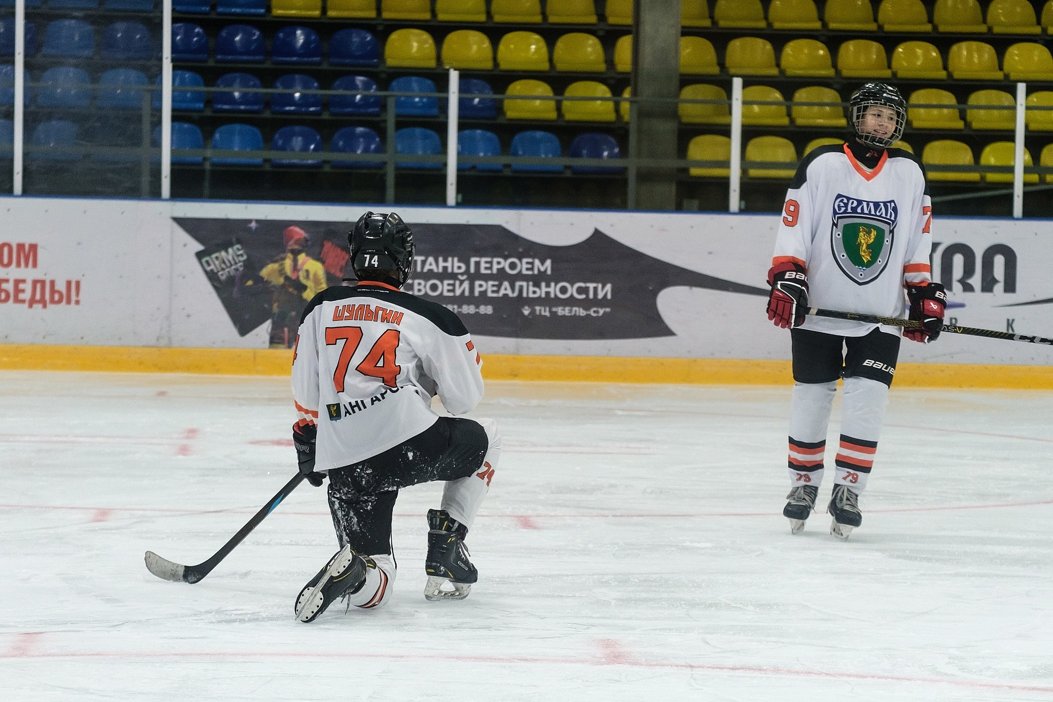 Хоккейный матч Вымпел-2011 (Междуреченск) vs Ермак (Ангарск) — фотограф в Междуреченске Никита Максимов