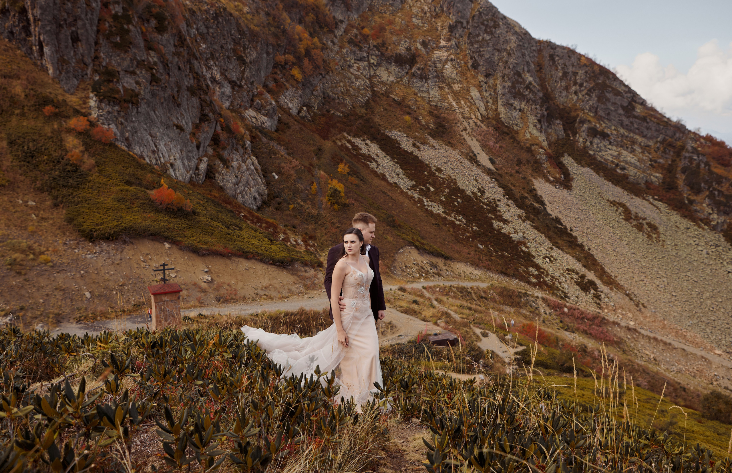 Свадебная фотосессия в горах. Свадебный и семейный фотограф в Сочи-Красной поляне Ларионова Анна